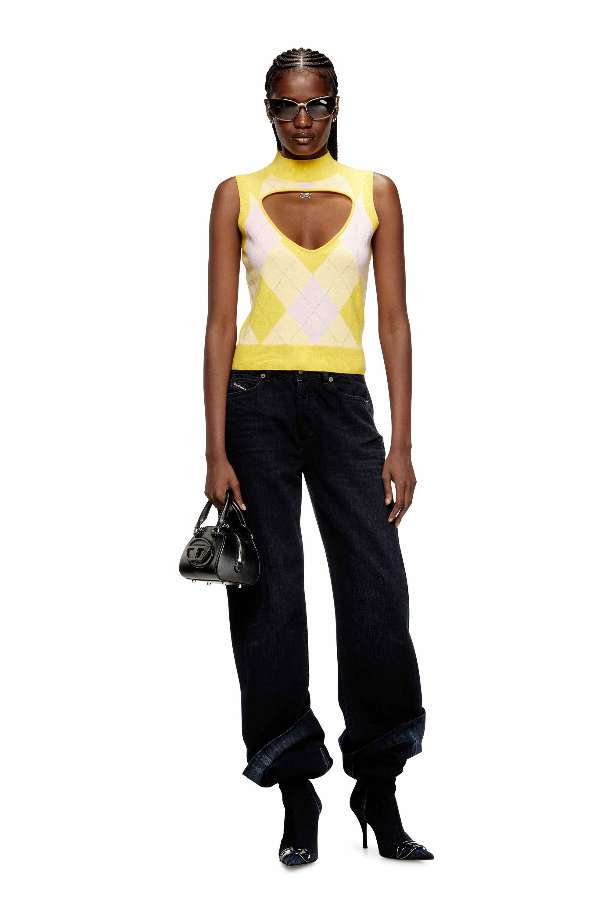 Yellow Cut-out turtleneck vest in argyle wool