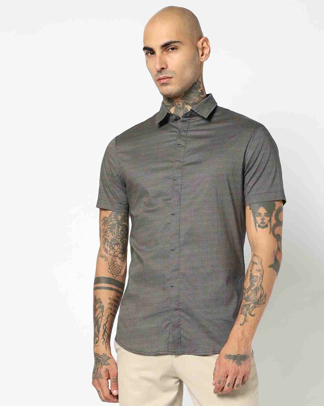 Men Blue Logo Execution Slim Fit Casual Shirts