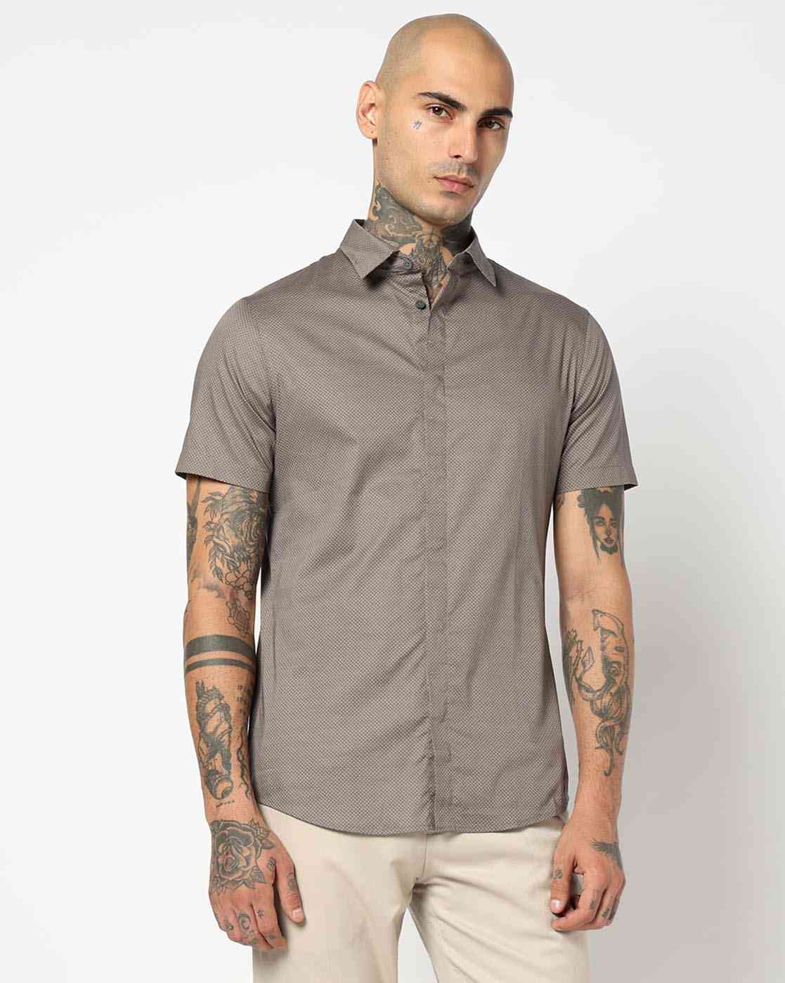 Men Brown Logo Execution Slim Fit Casual Shirts