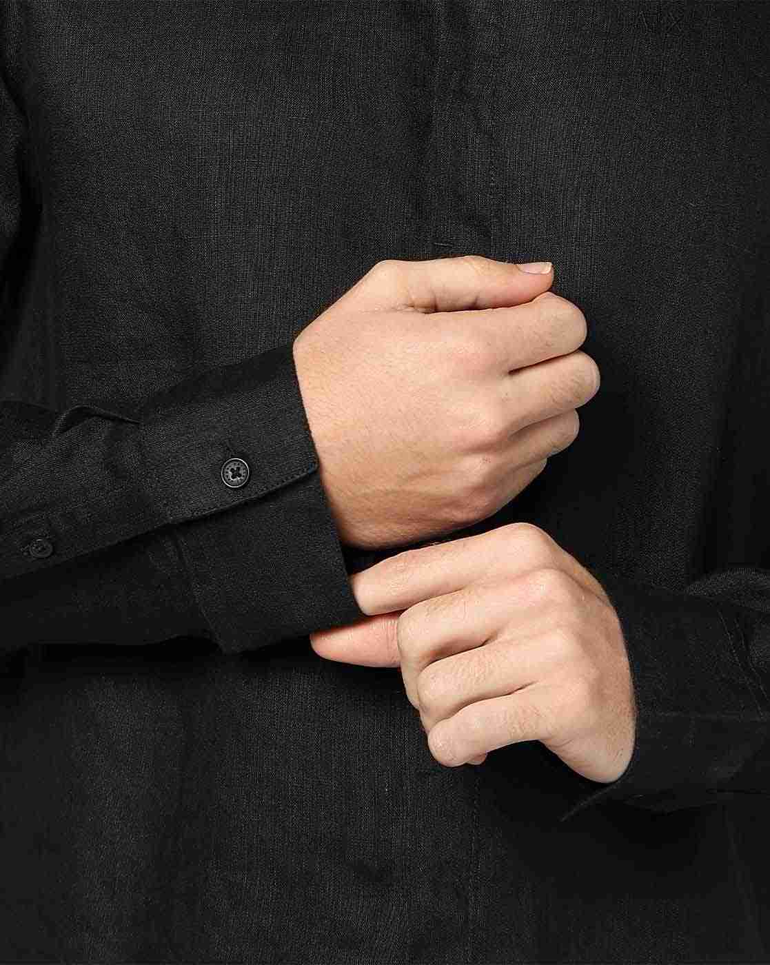 Men's Full Sleeves Essentials Shirt