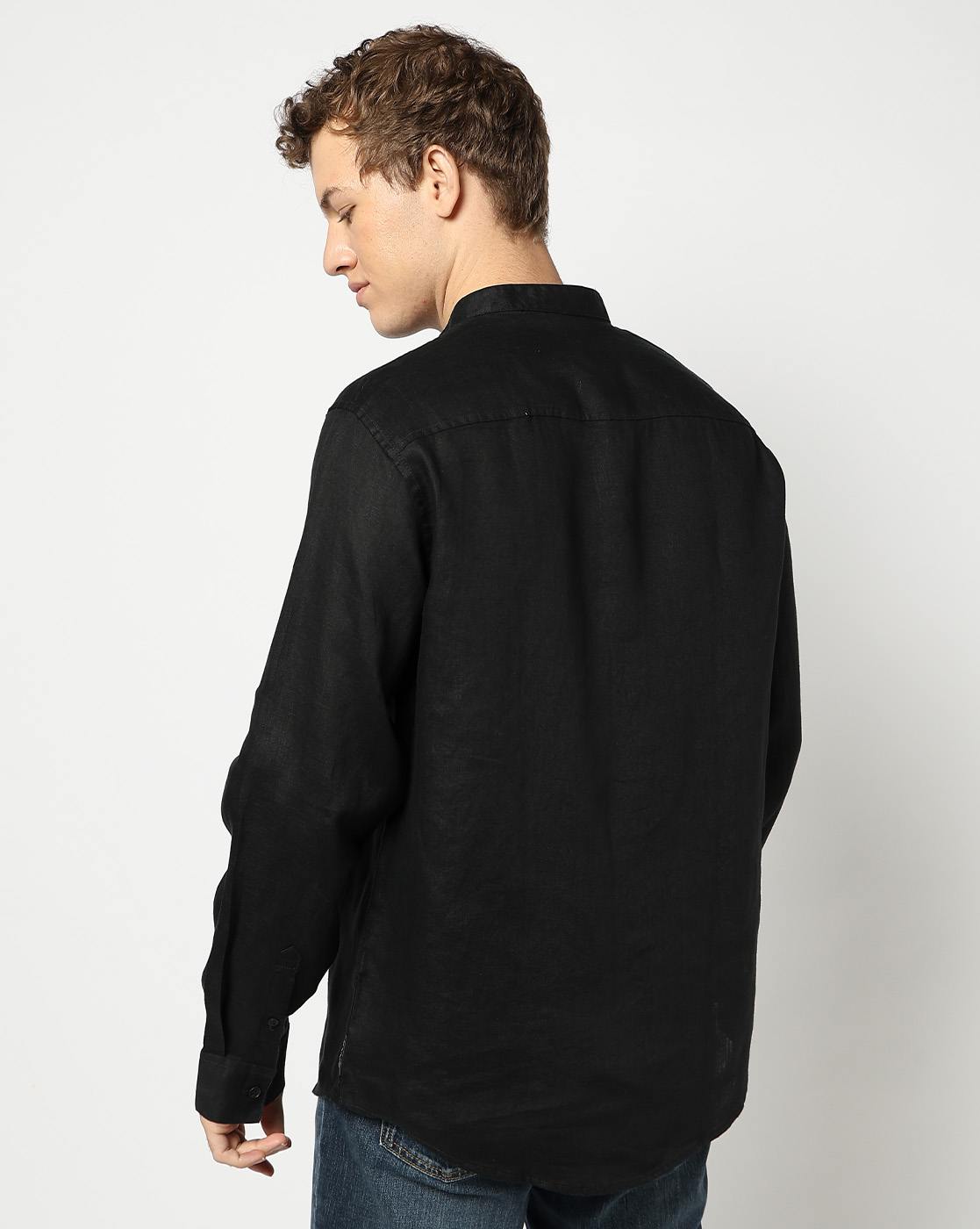 Men's Full Sleeves Essentials Shirt