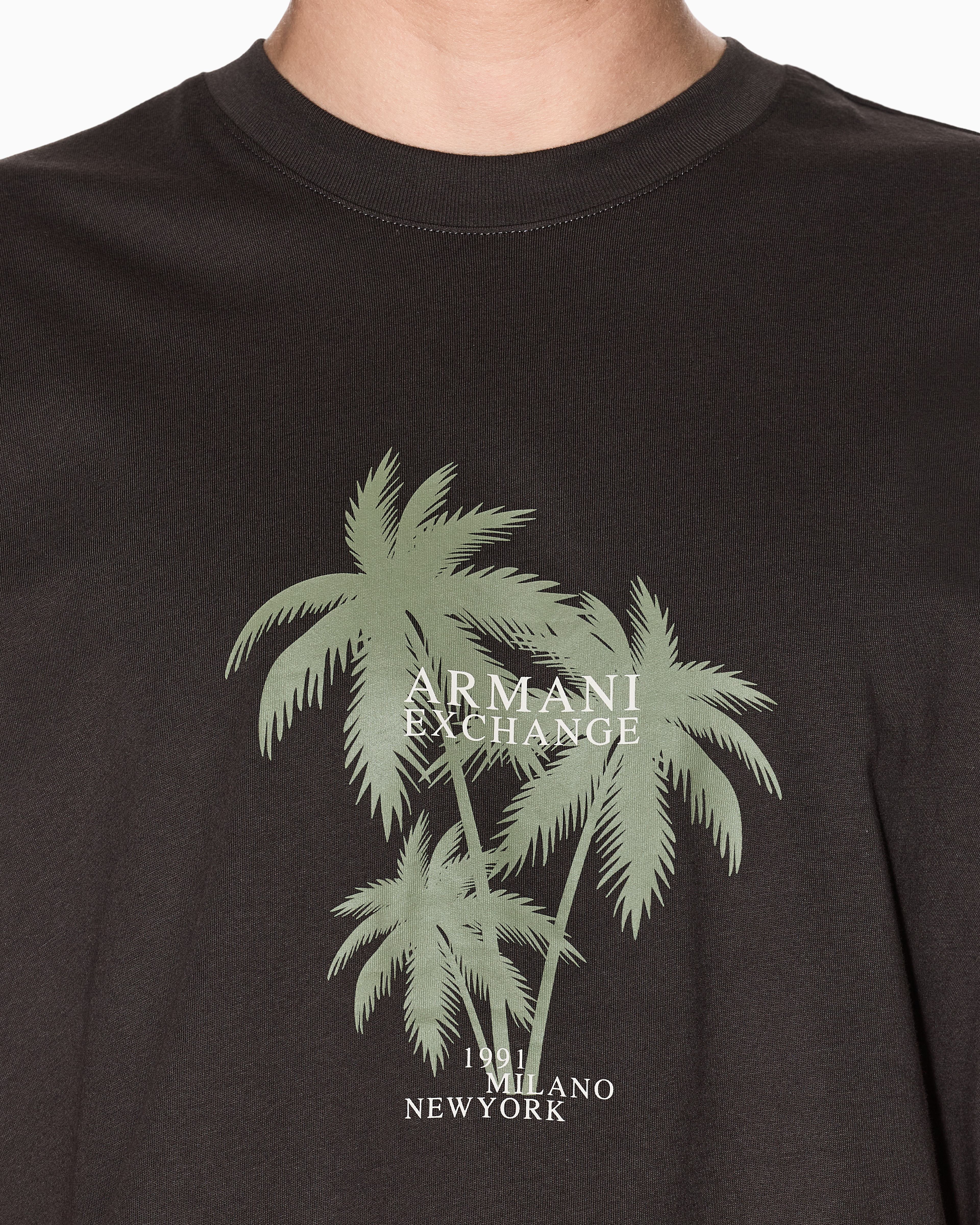 Men's Half Sleeves Summer Resort T-shirt