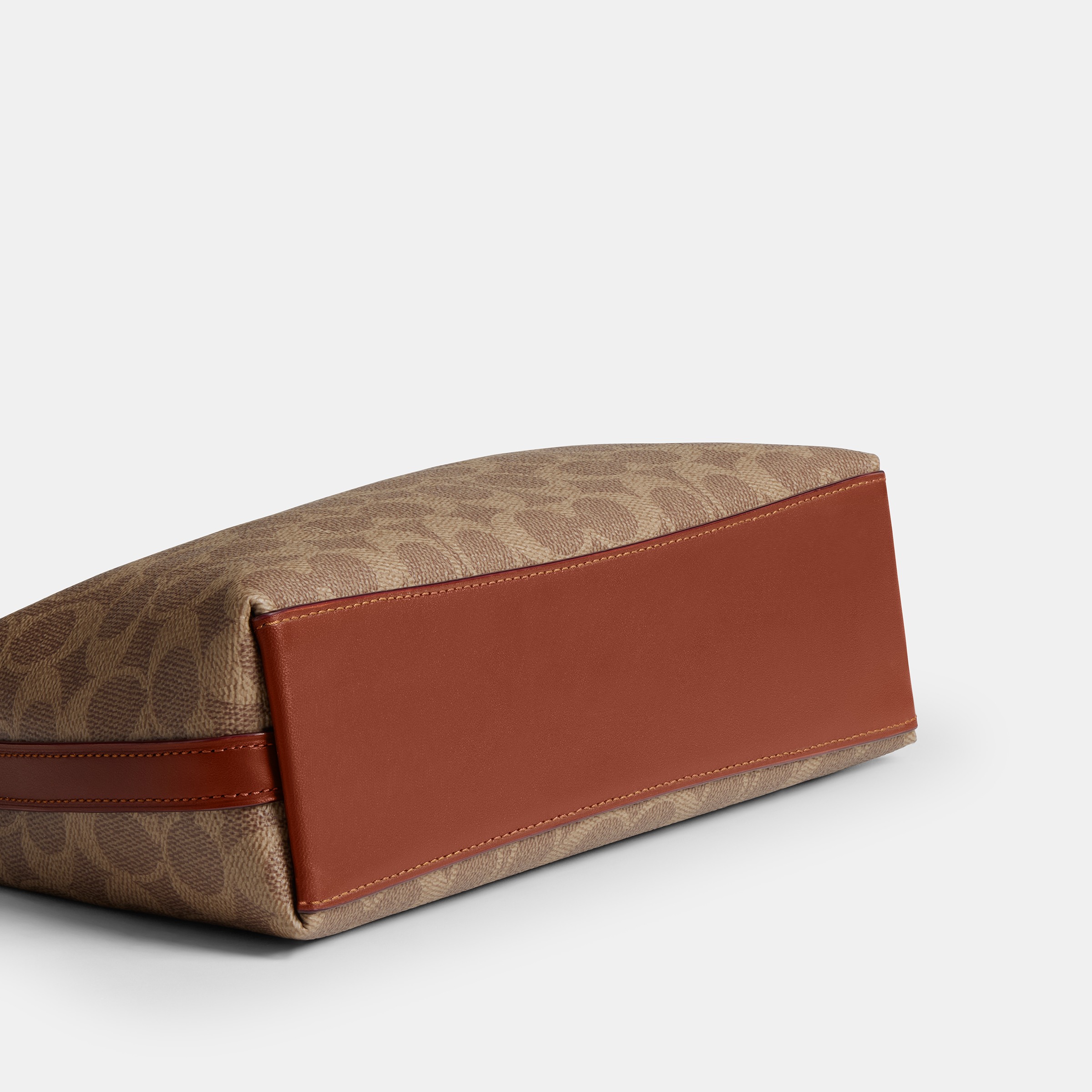 Juliet Shoulder Bag 25 In Signature Canvas