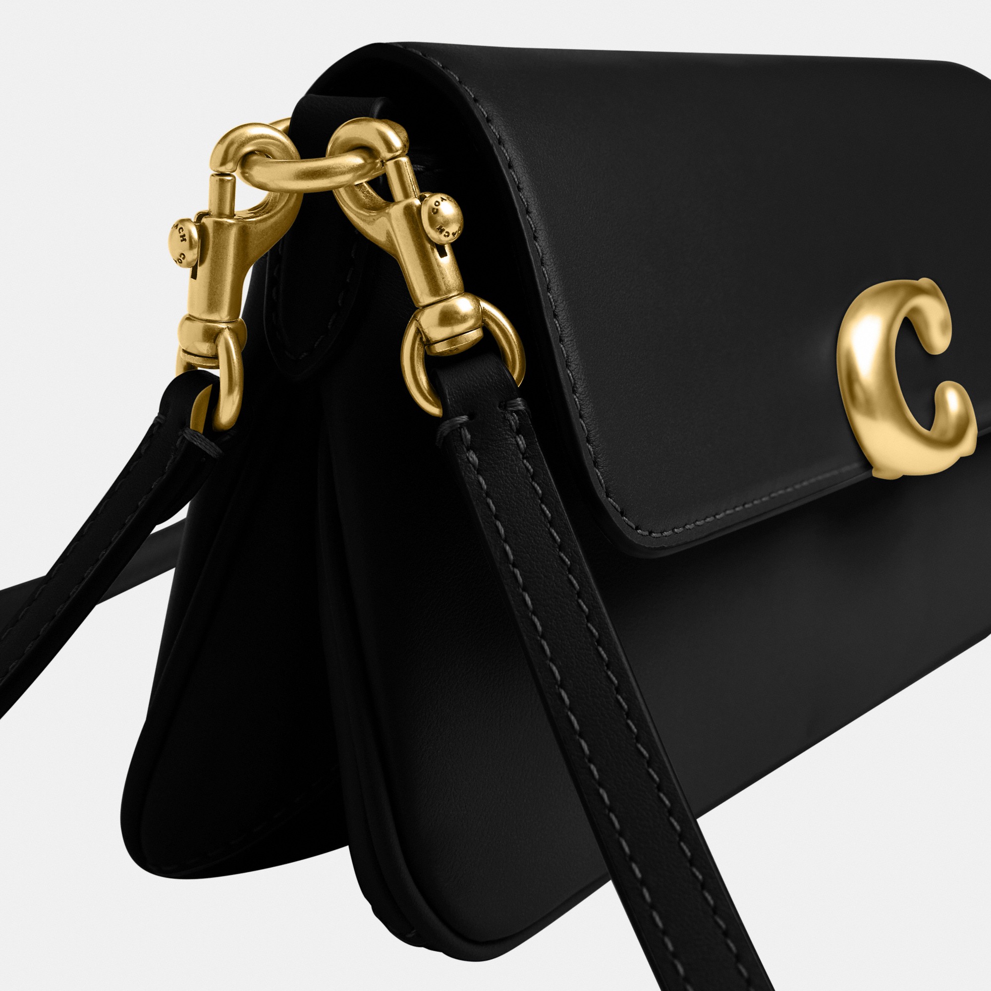 Jet Shoulder Bag