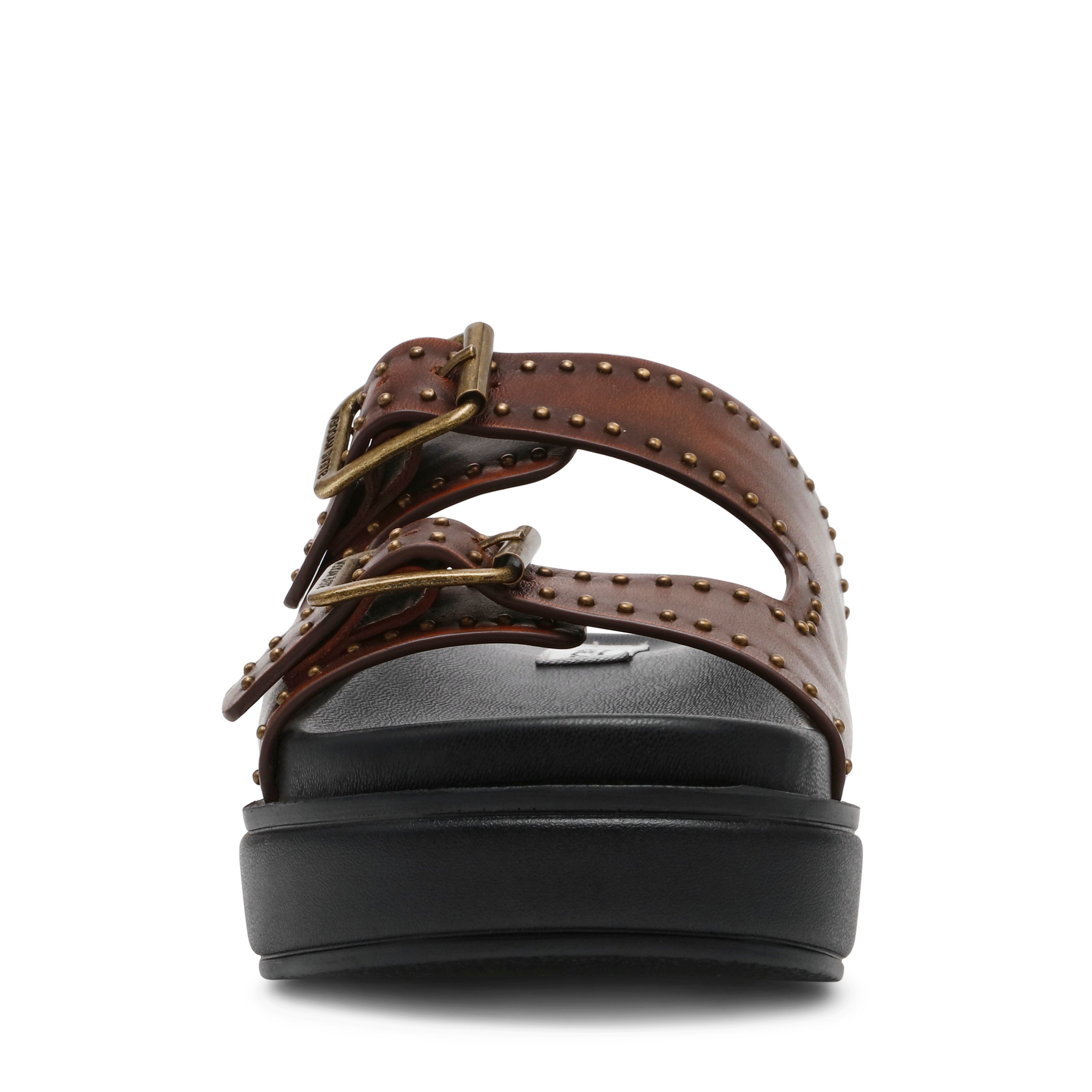 Freelance-In Brown Leather Flats