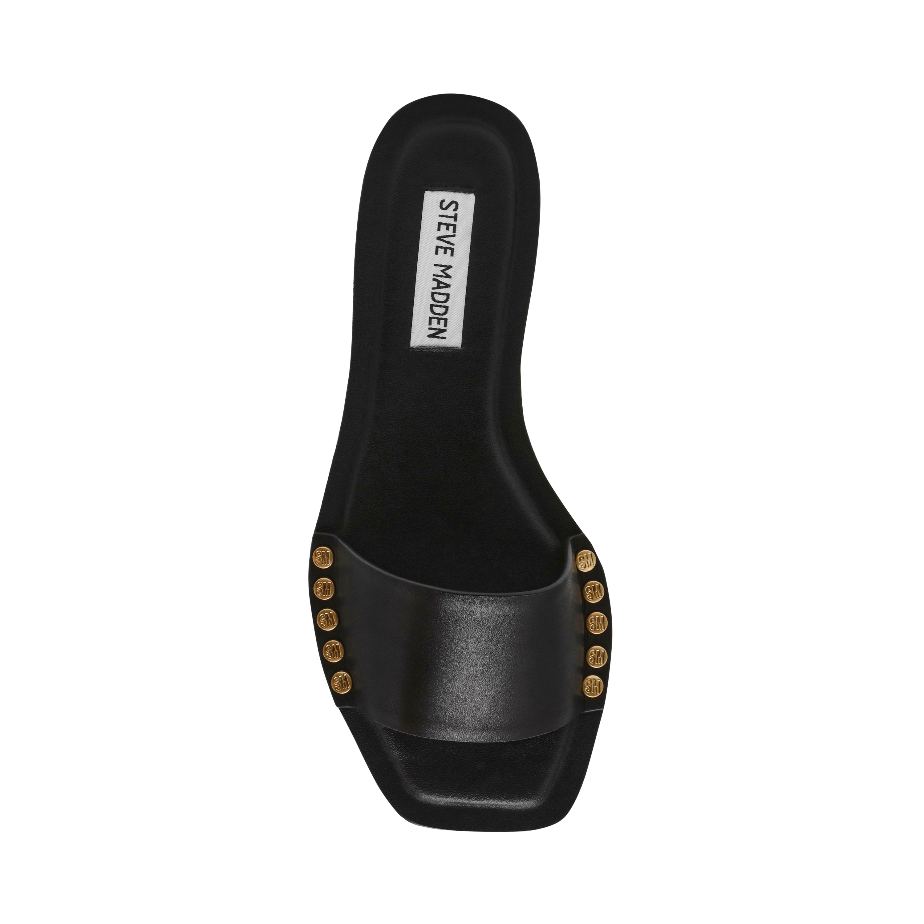 Kapitol-In Black Leather Flats