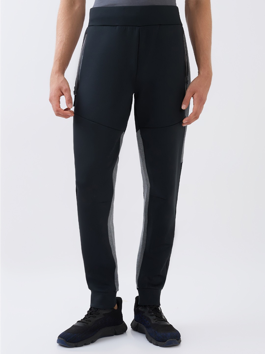 CARBON ULTRA TRACK PANT