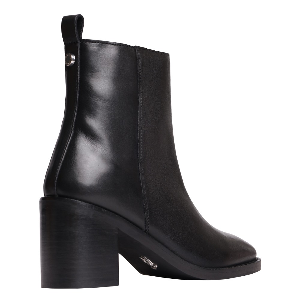 Lucah Black Boots
