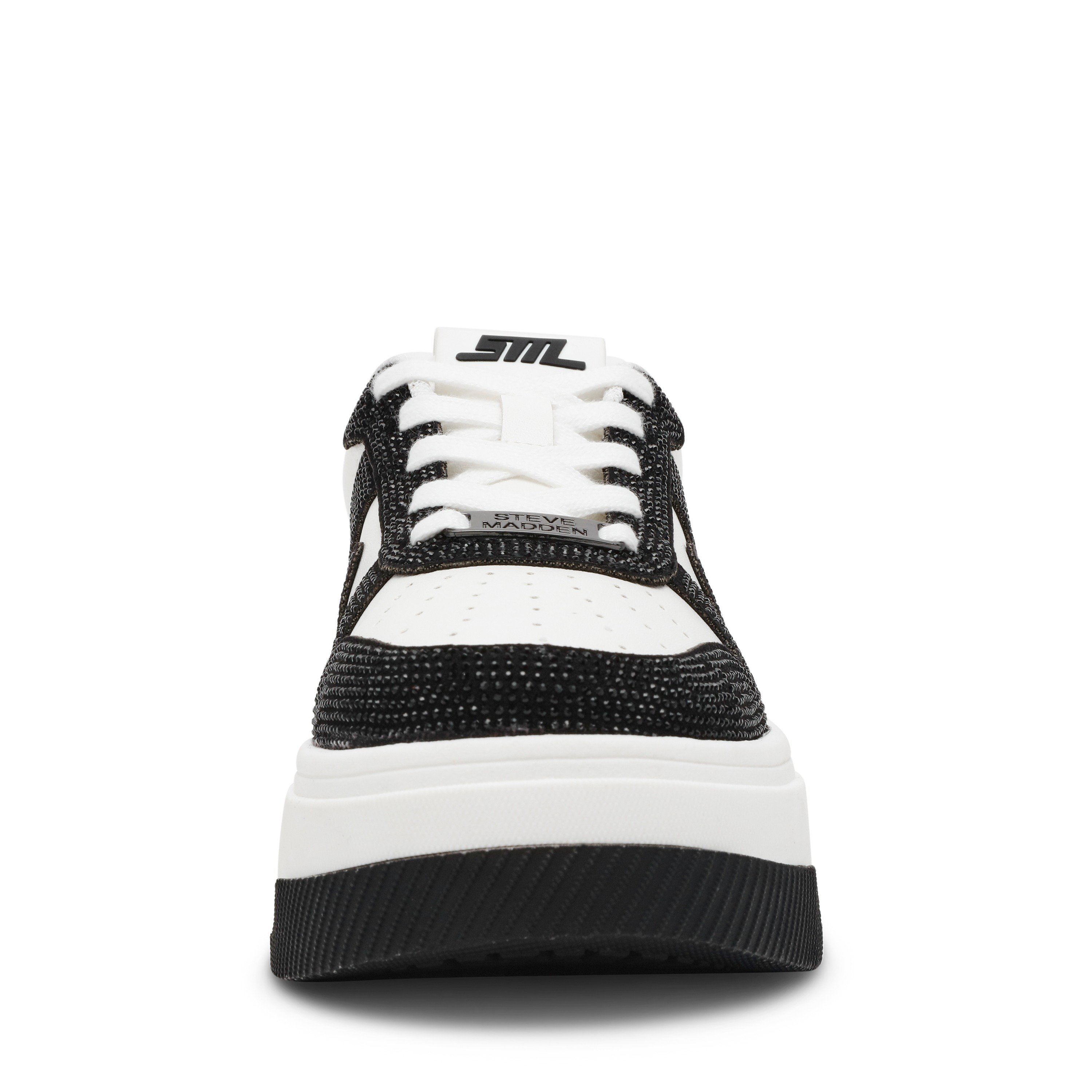 Dynamo-R Black/White Sneakers