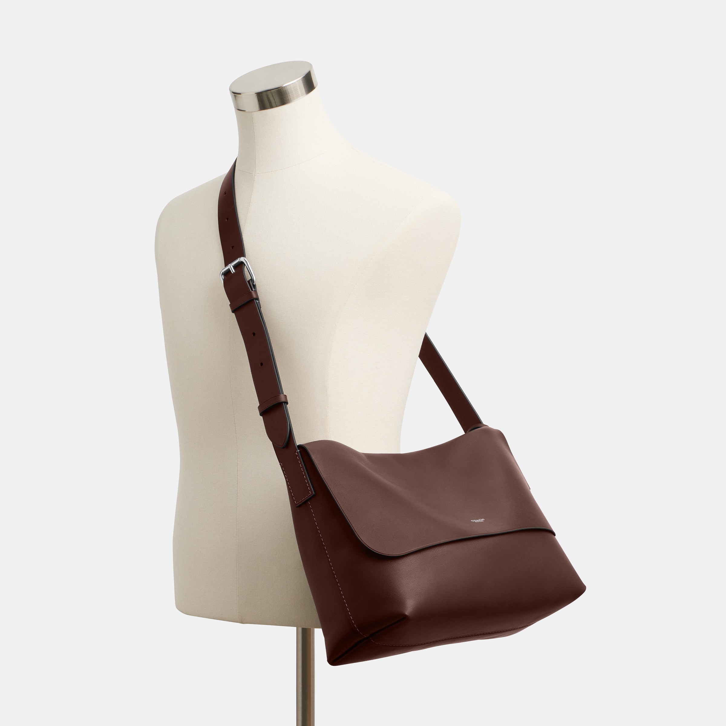 Ludlow Messenger Bag