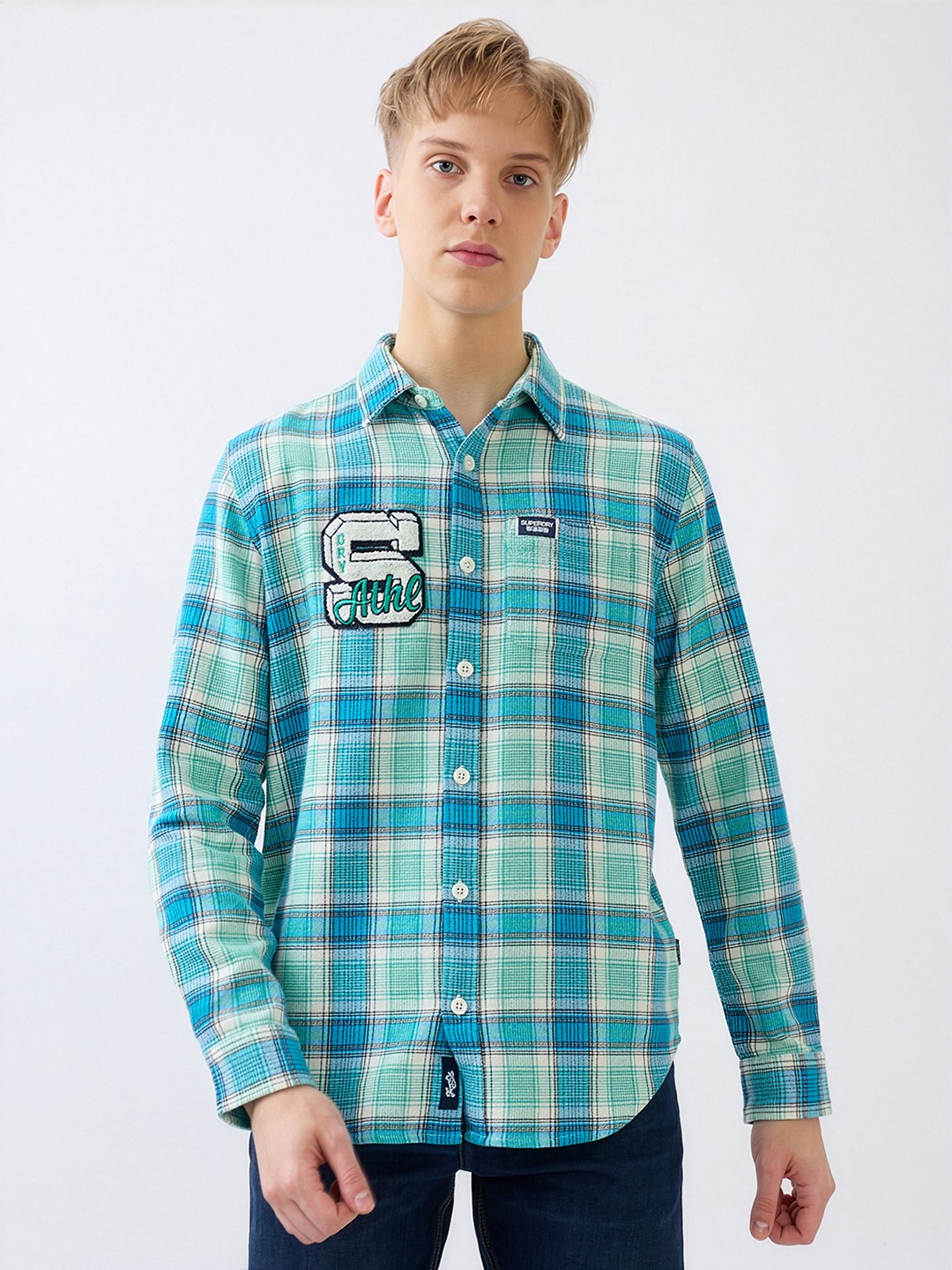 CAMPUS VARSITY BADGE SHIRT