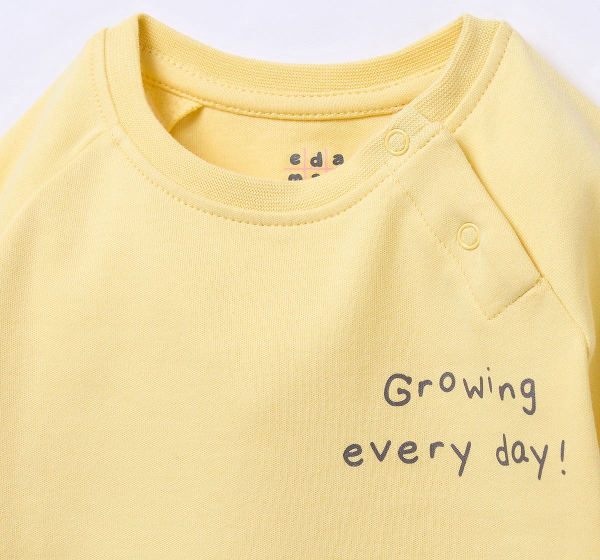 Ed-a-Mamma Infant Unisex T-Shirt Multicolor