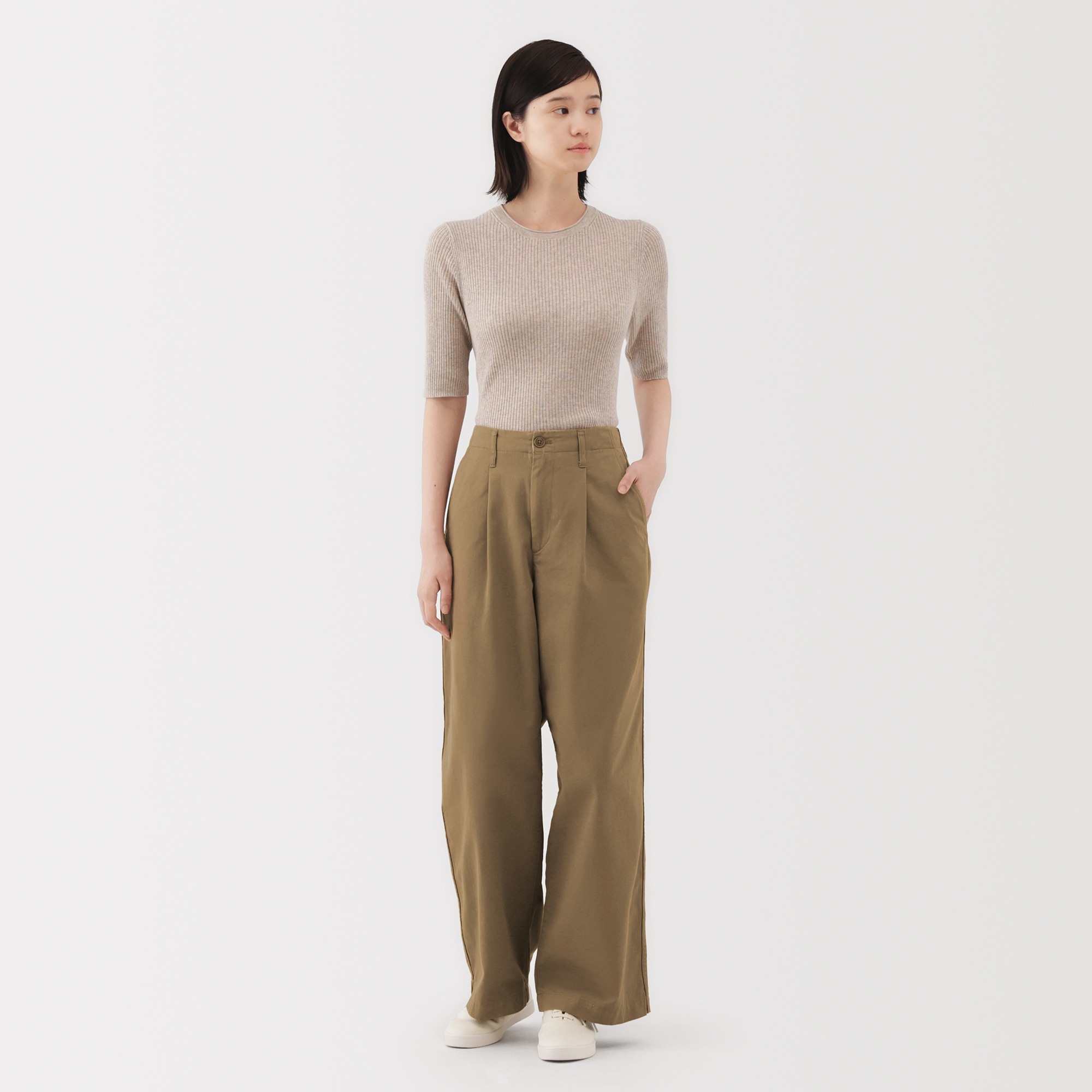 W's Slub yarn chino pleated wide pants