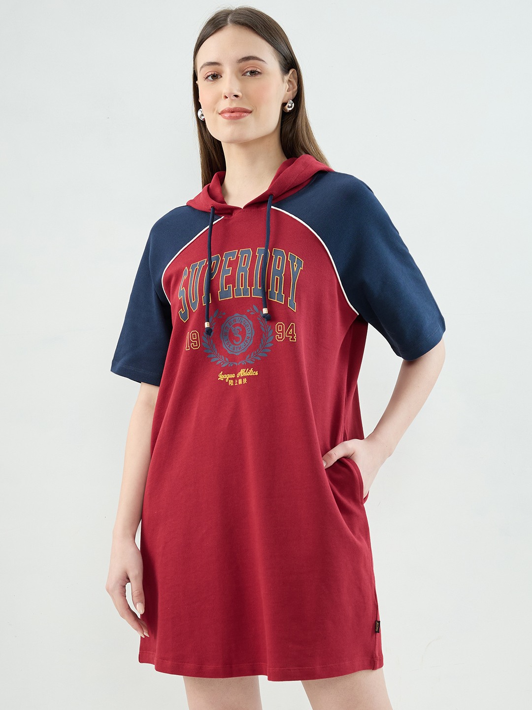 SD TSHIRT DRESS WITH HOOD