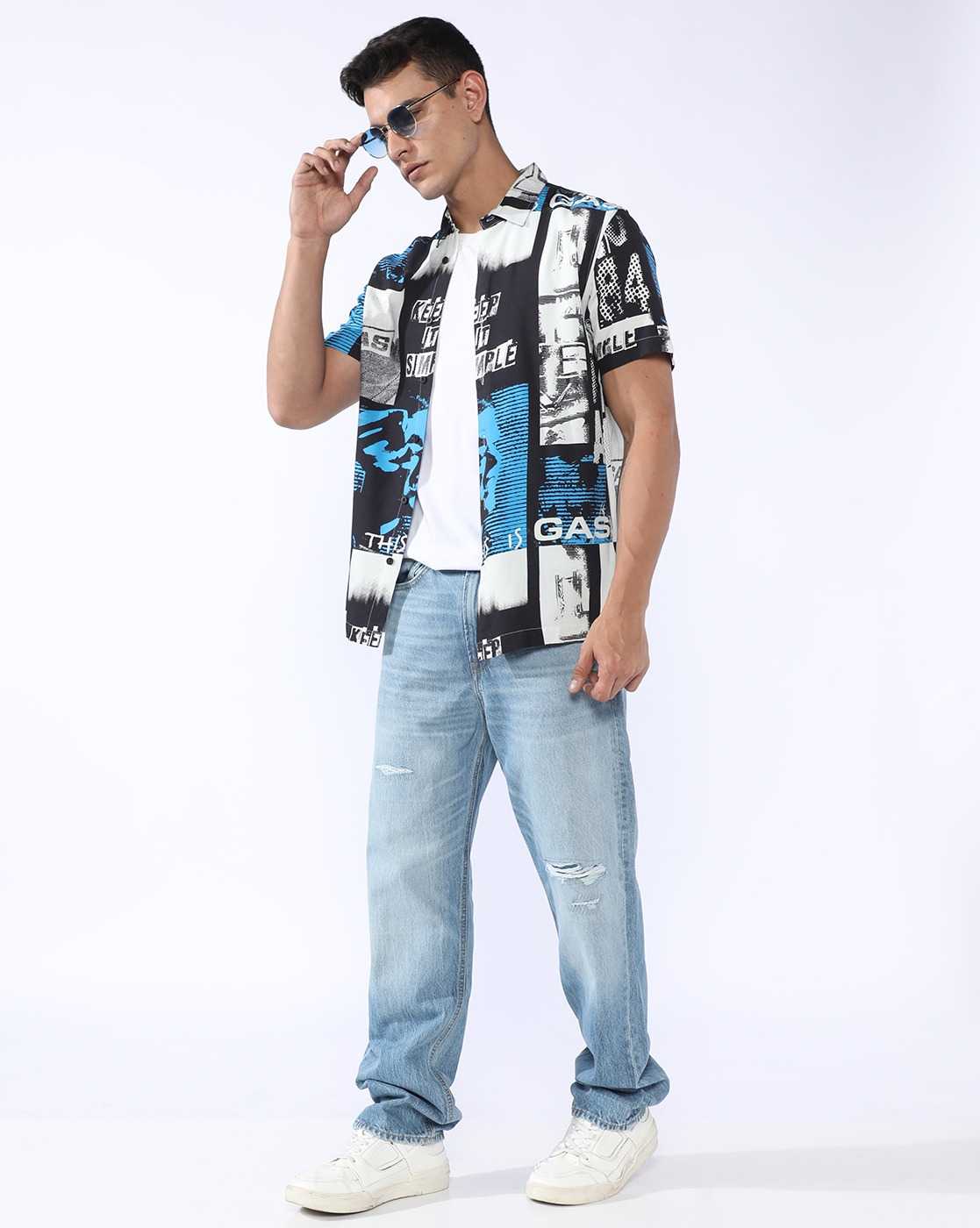 GAS | 90s Dad Relaxed Fit Mid Rise Mid Distress Heavy Wash Light Blue Jeans