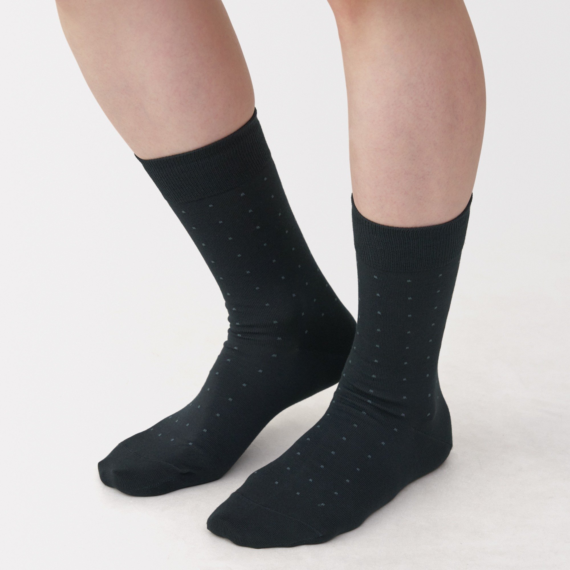 M's right angle socks for business wear (dot pattern)