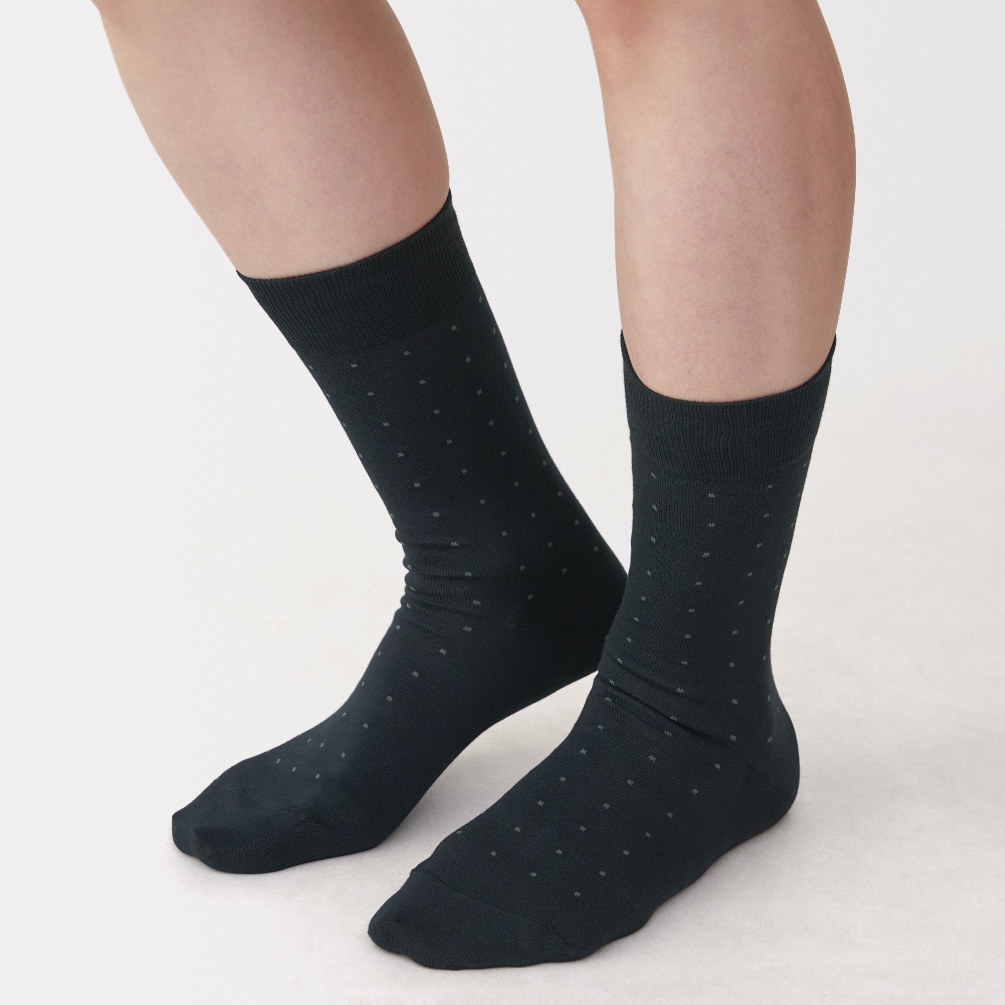 M's right angle socks for business wear (dot pattern)