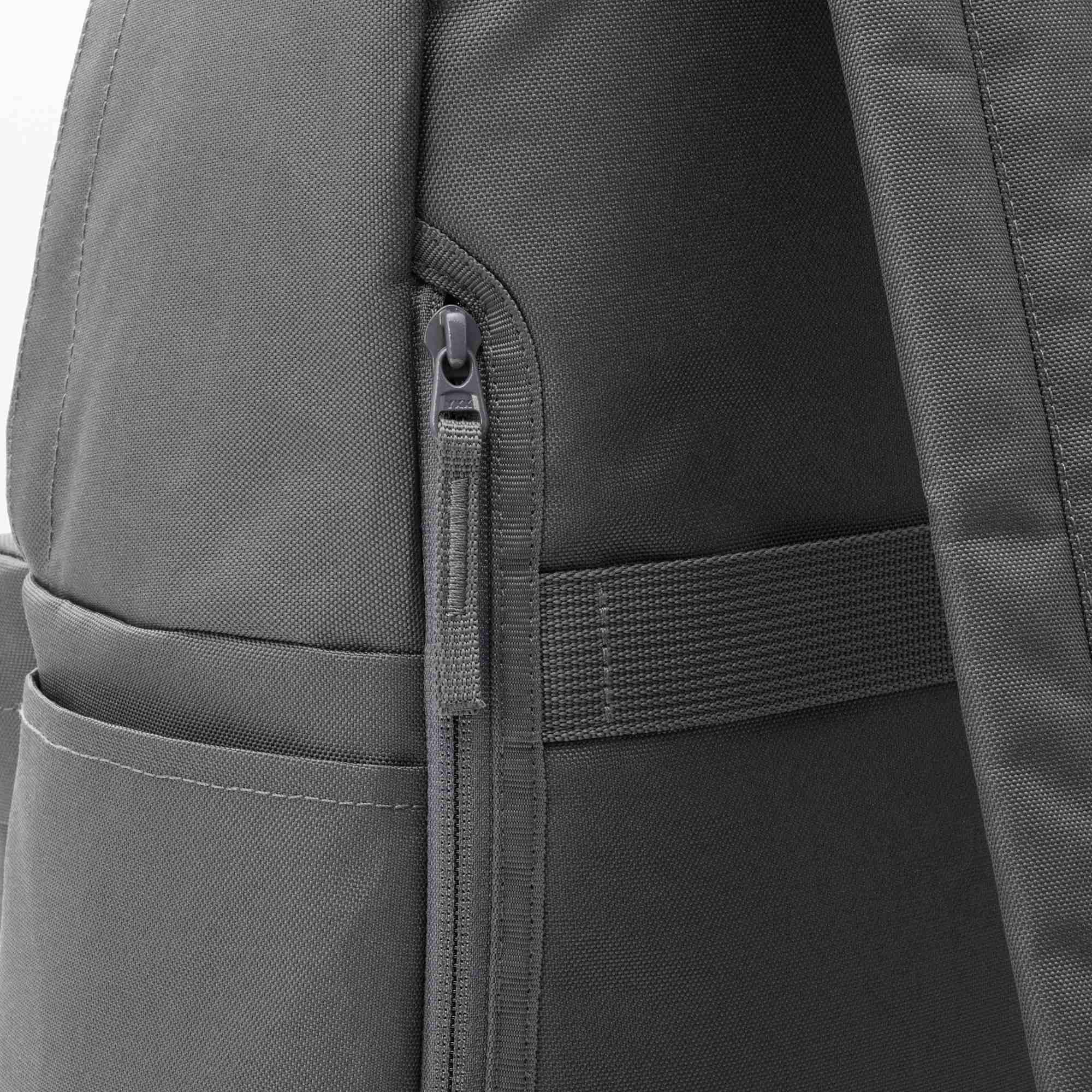 Fatigue reduction water repellent backpack