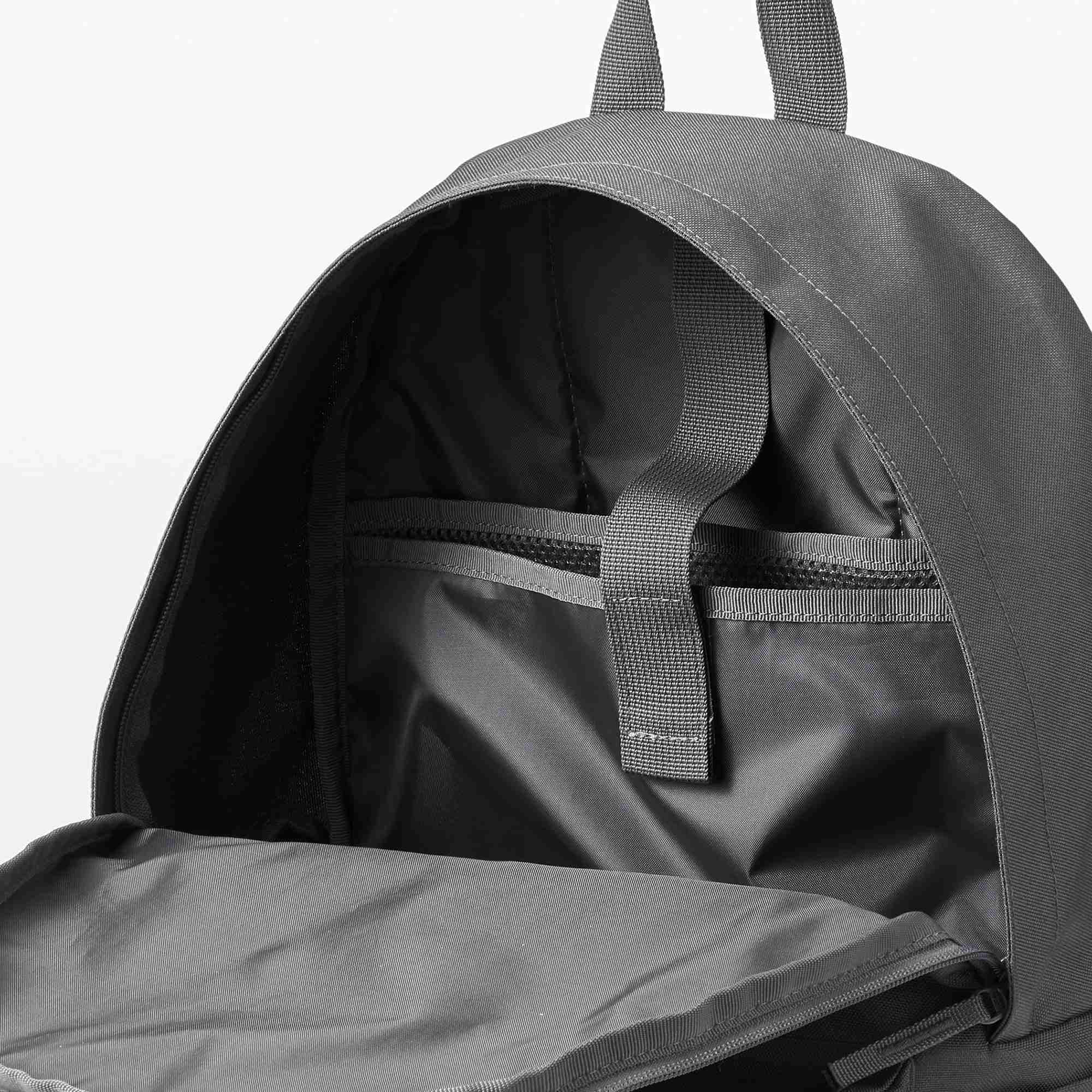 Fatigue reduction water repellent backpack