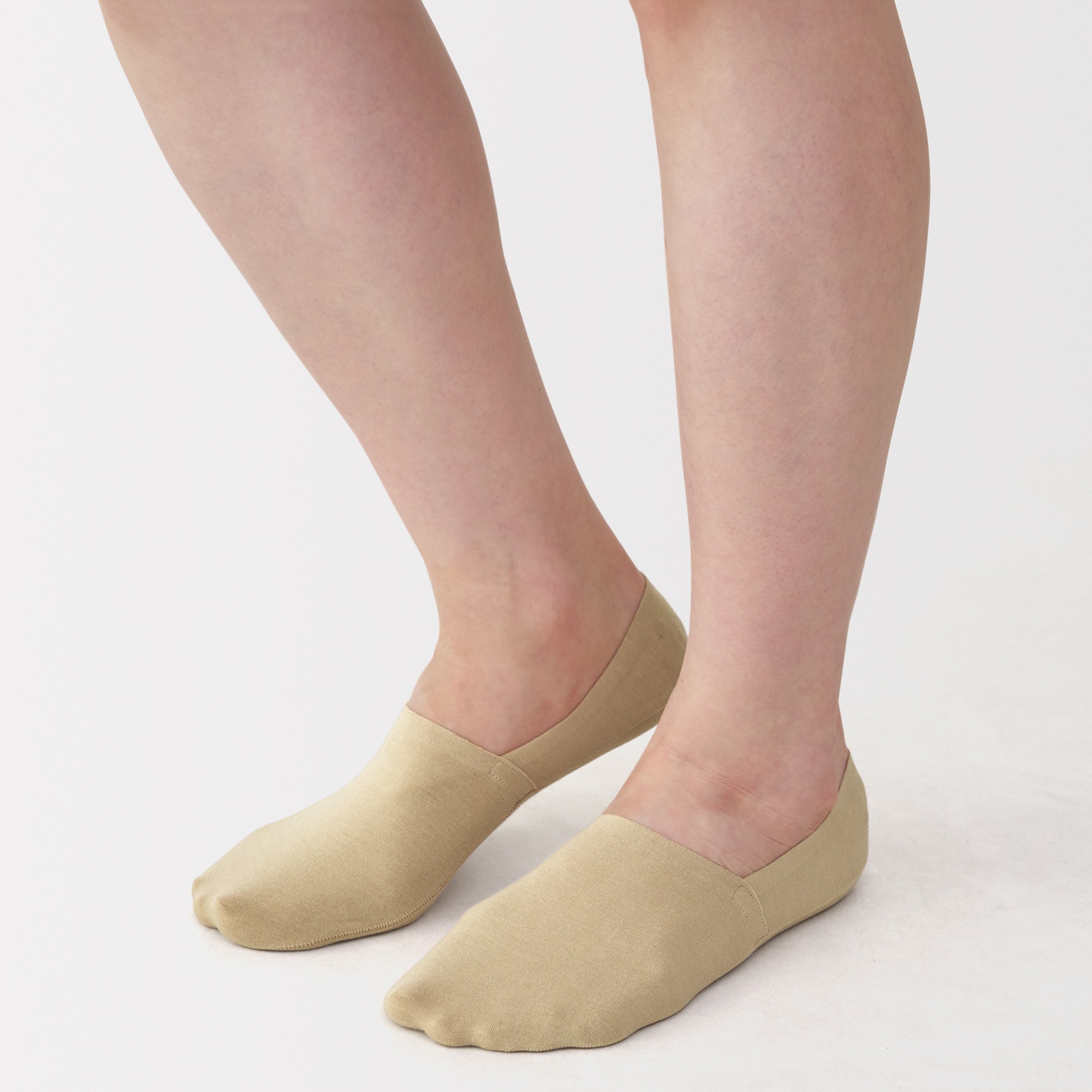 M's seamless toe high-rise no-show socks with heel grip