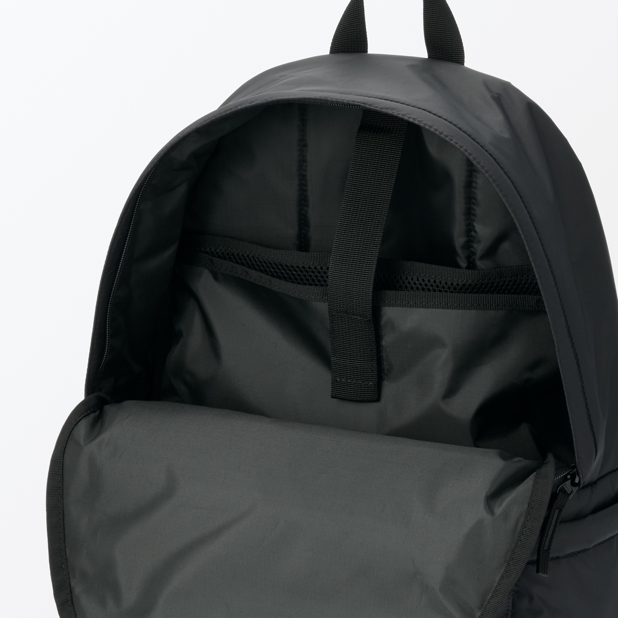 Fatigue reduction water repellent padded backpack