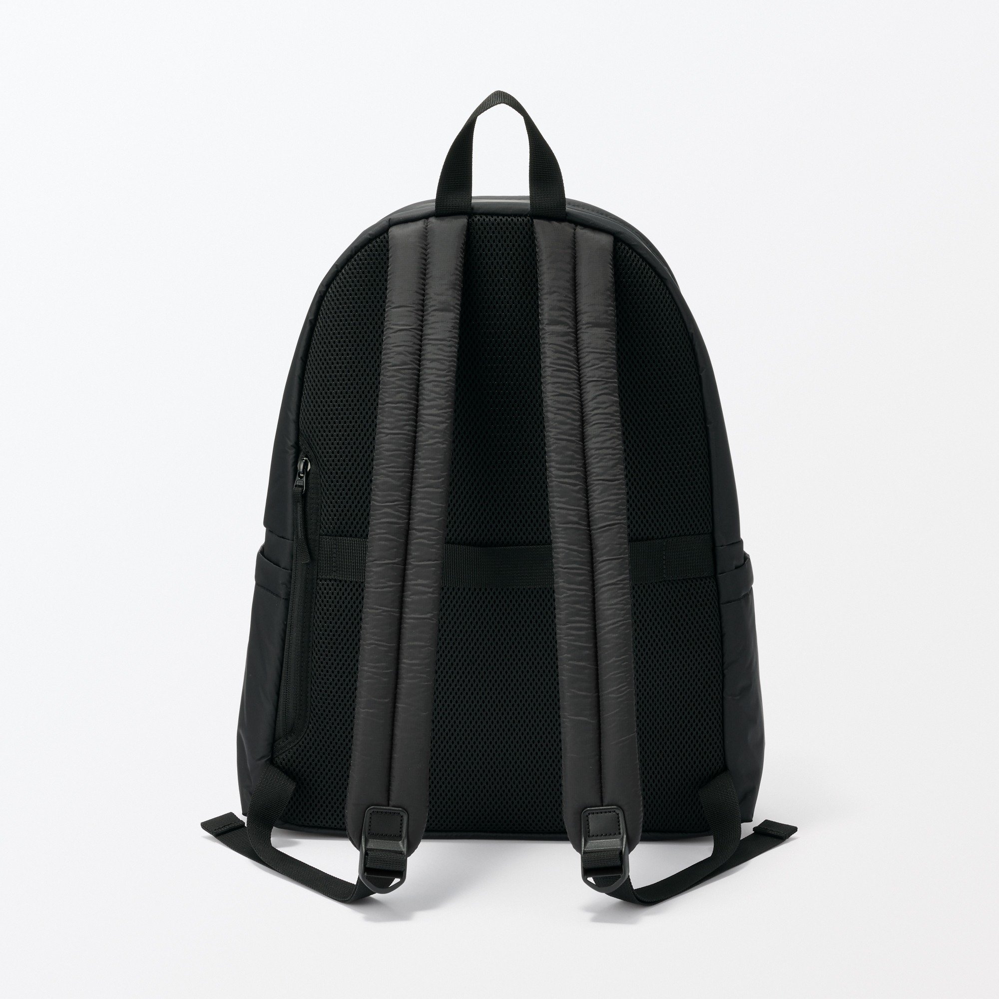 Fatigue reduction water repellent padded backpack