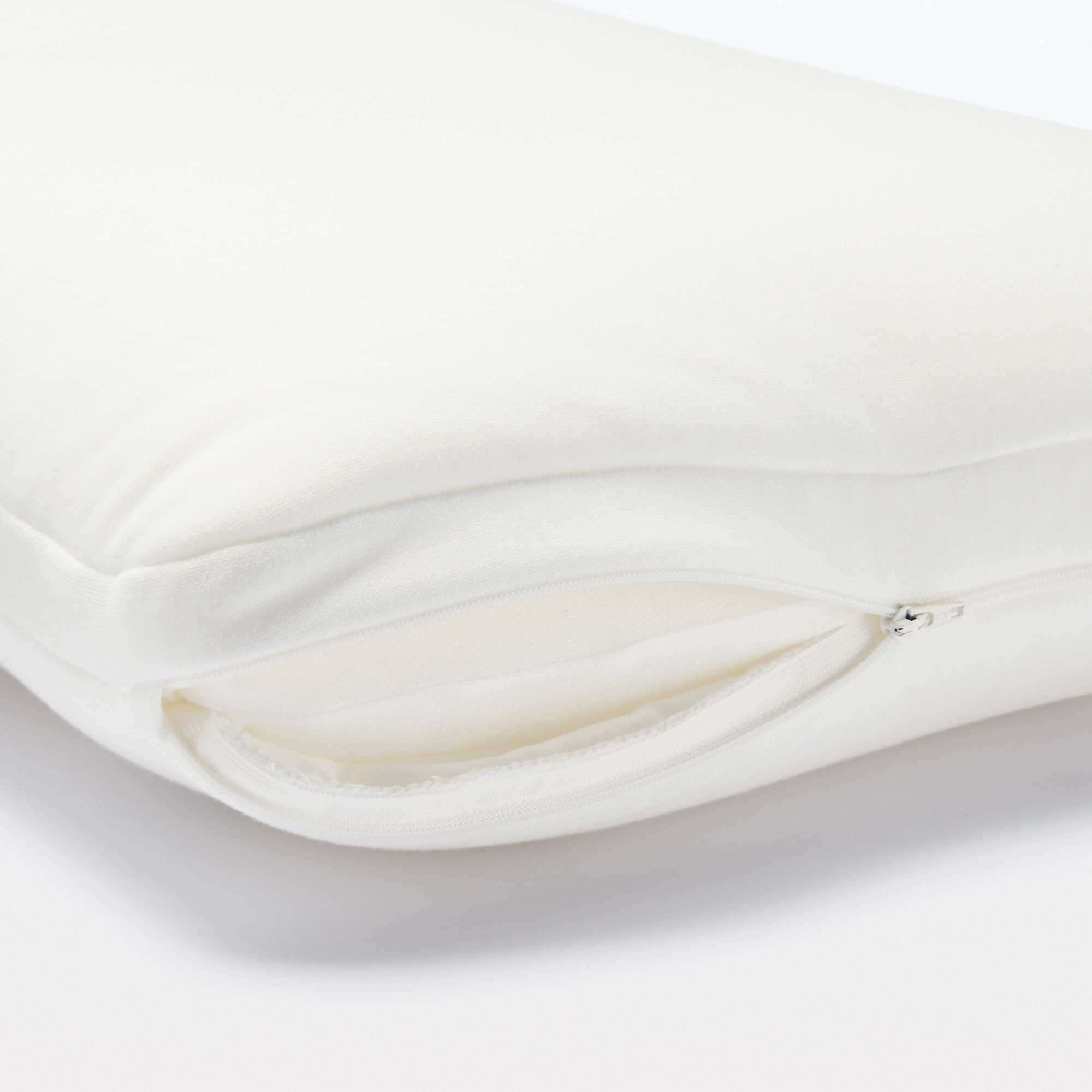 PLUMP PILLOW WITH WASHABLE COVER