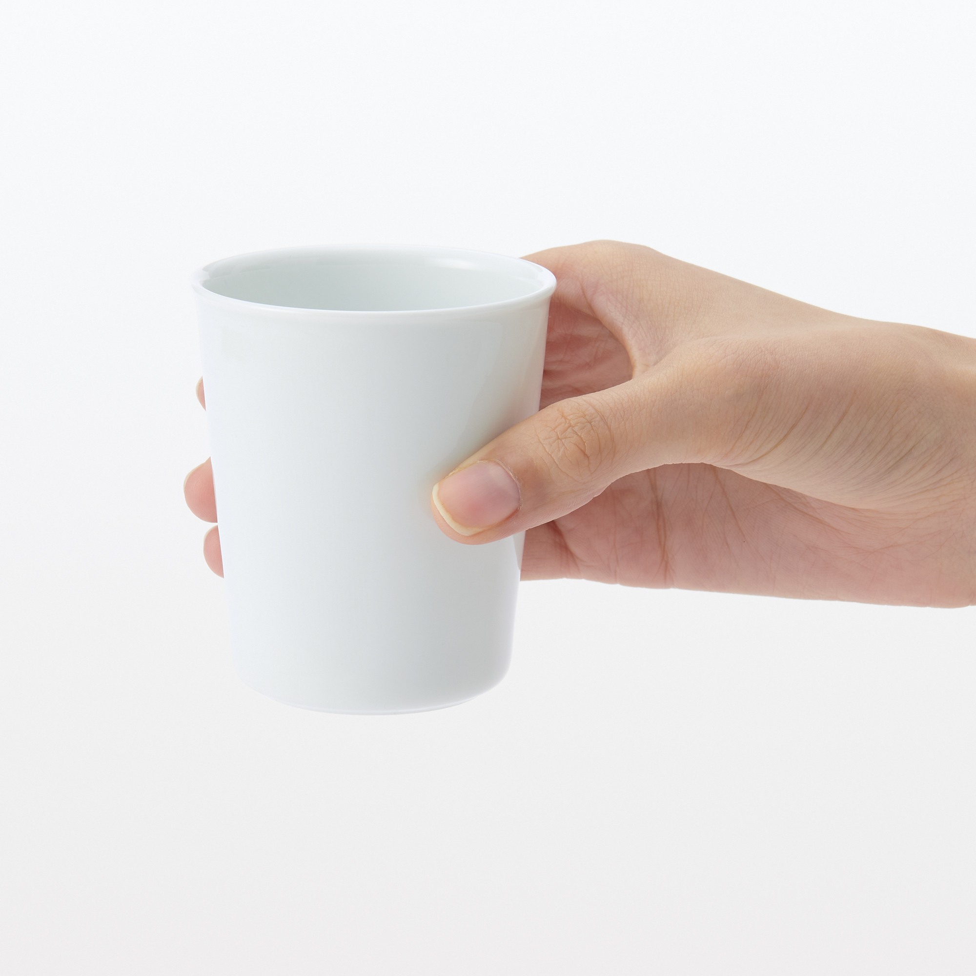 White porcelain Gargle cup