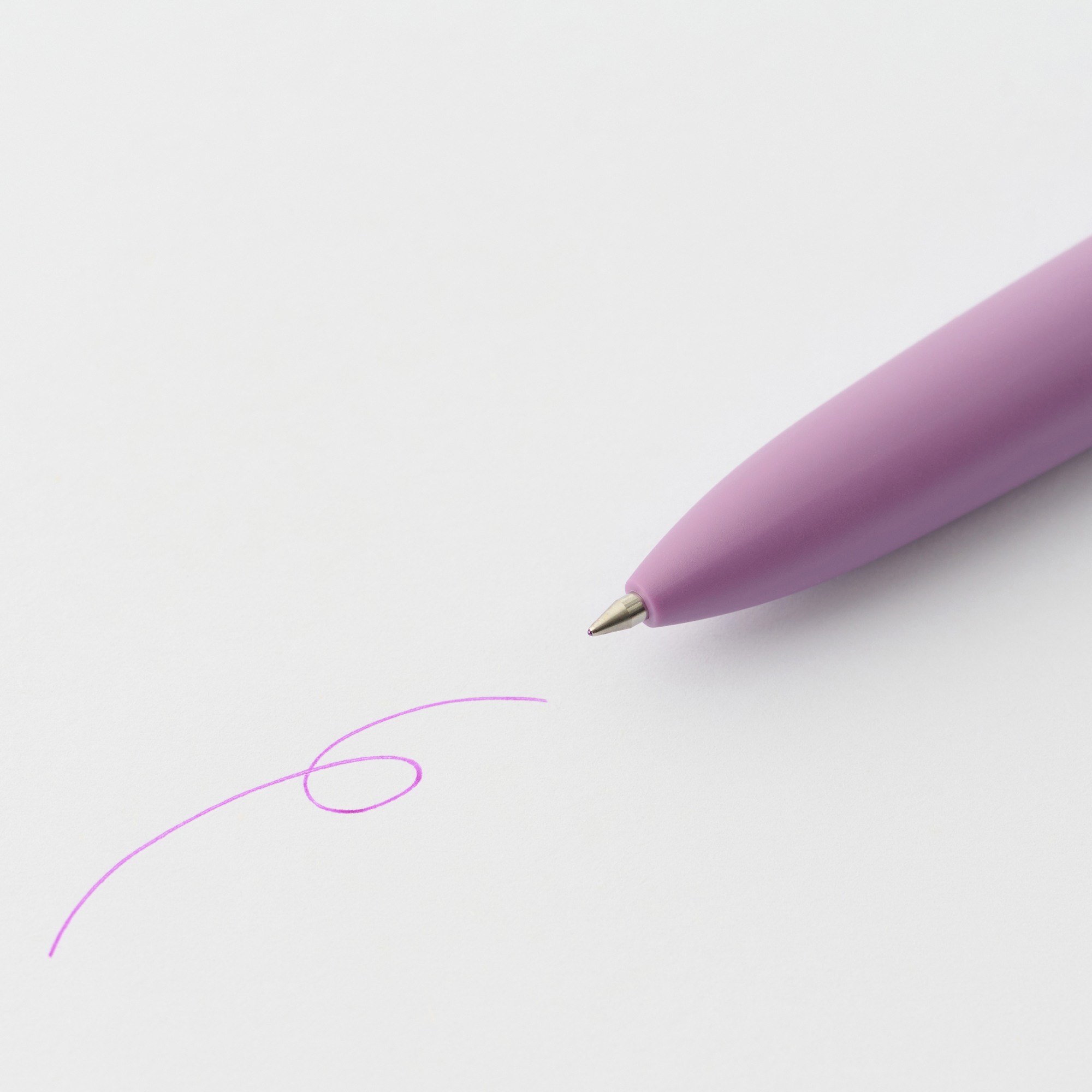 Compact ballpoint pen knock type