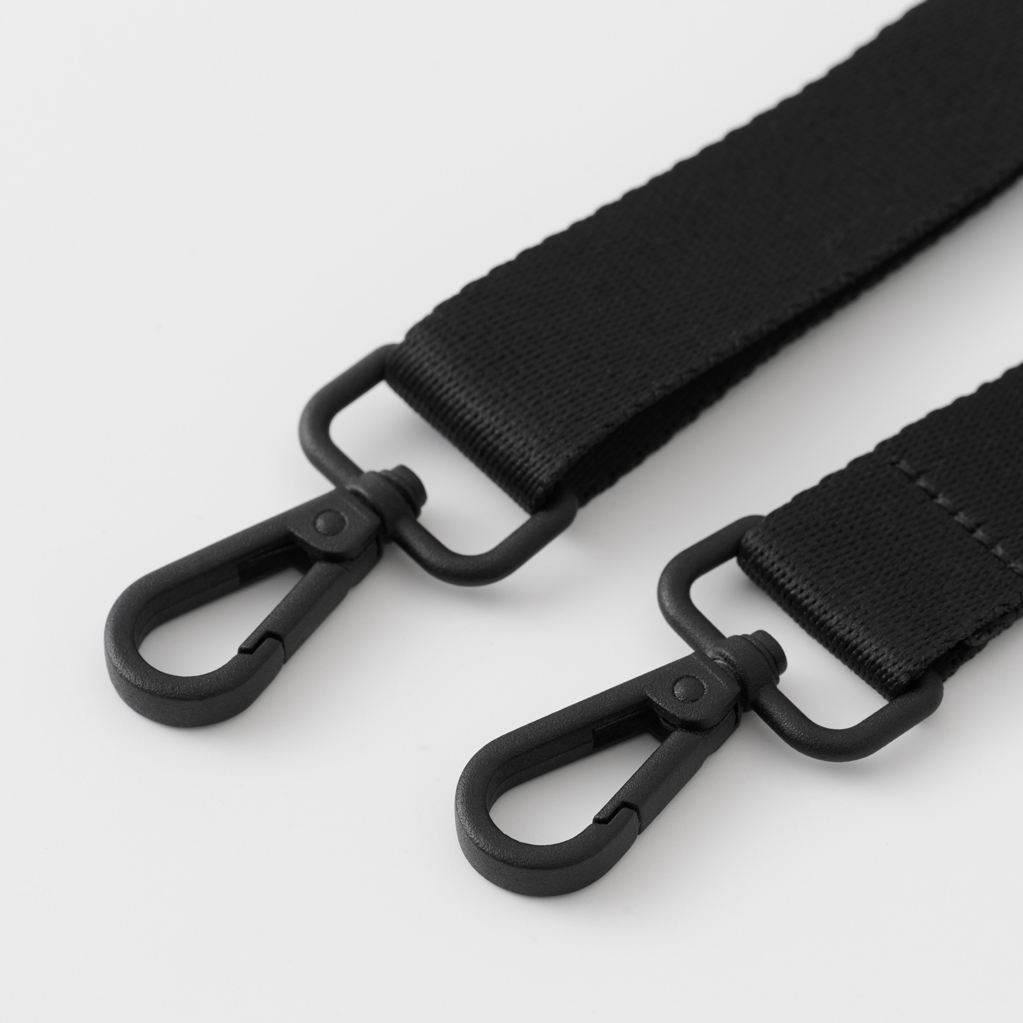 COMBINATIONS CASE STRAP WITH HOOK