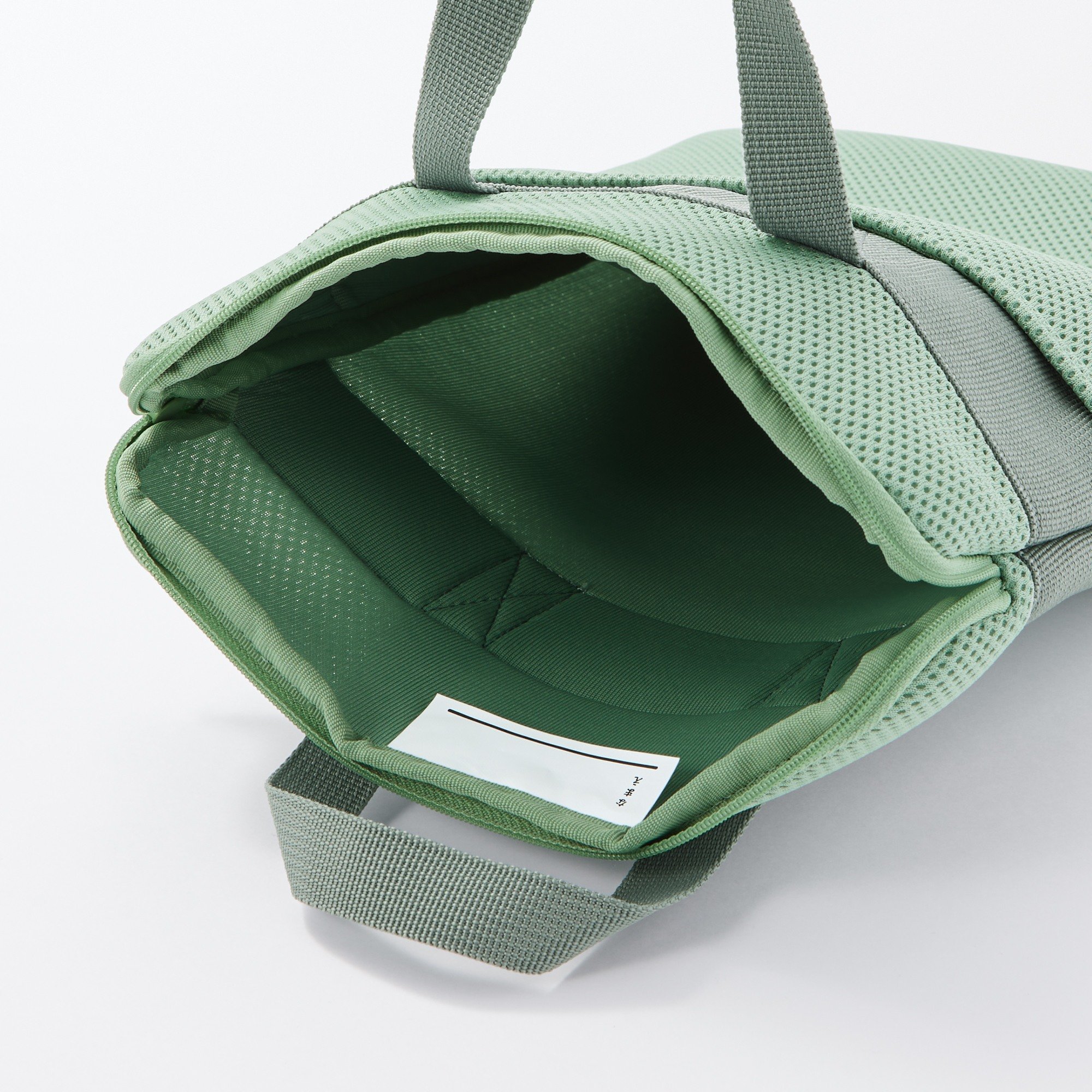 Polyester Vertical cushioned tablet case