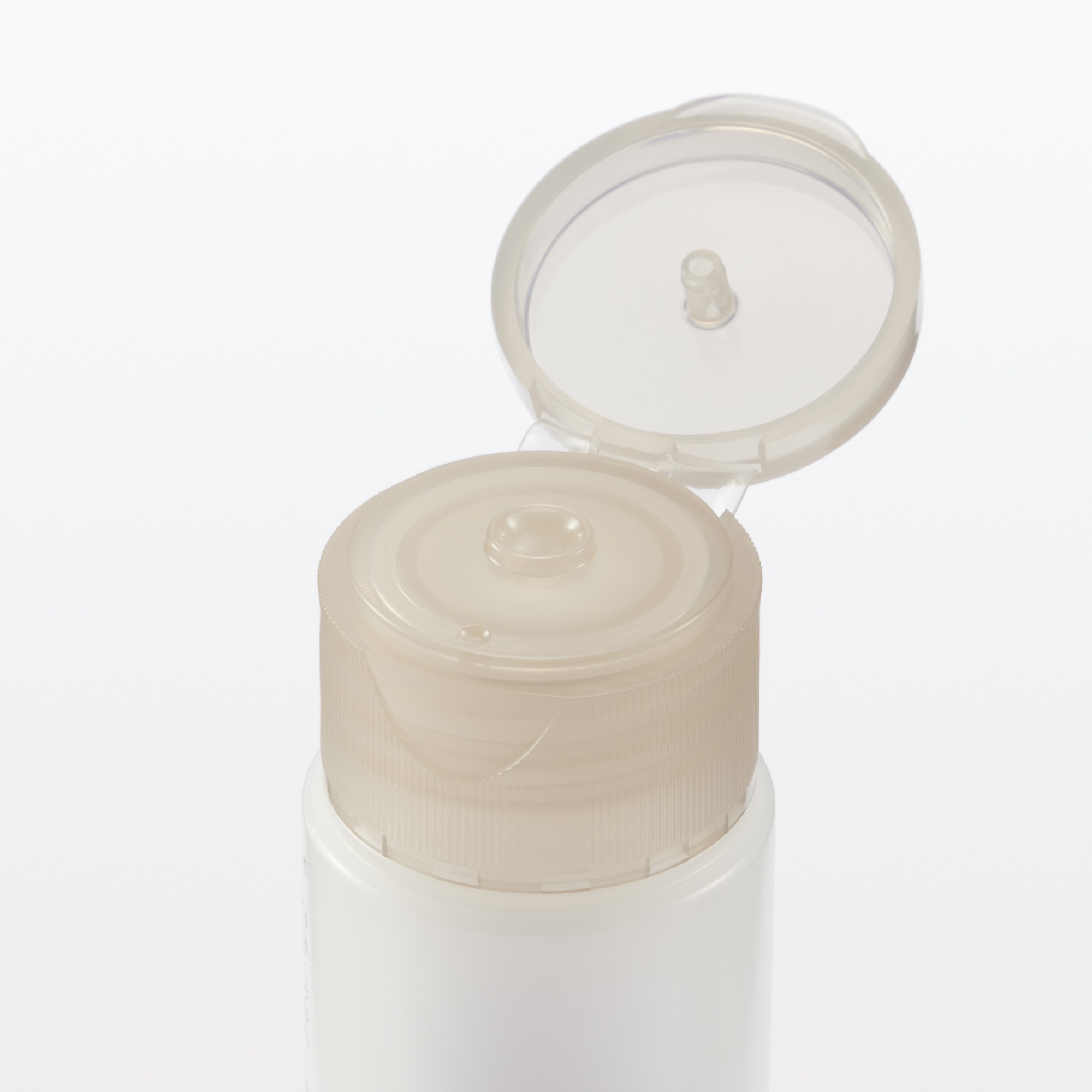 MOISTURISING MILK LIGHT