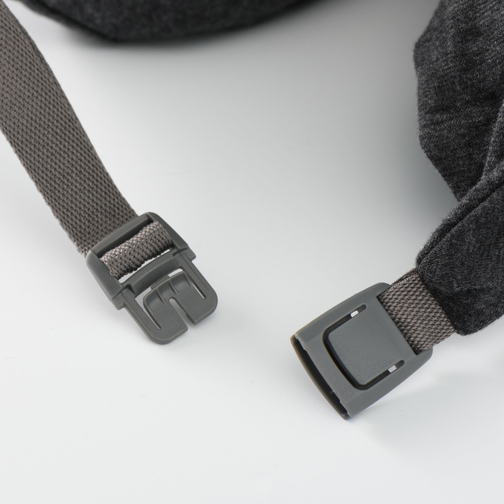 FITTING NECK CUSHION DARK GREY