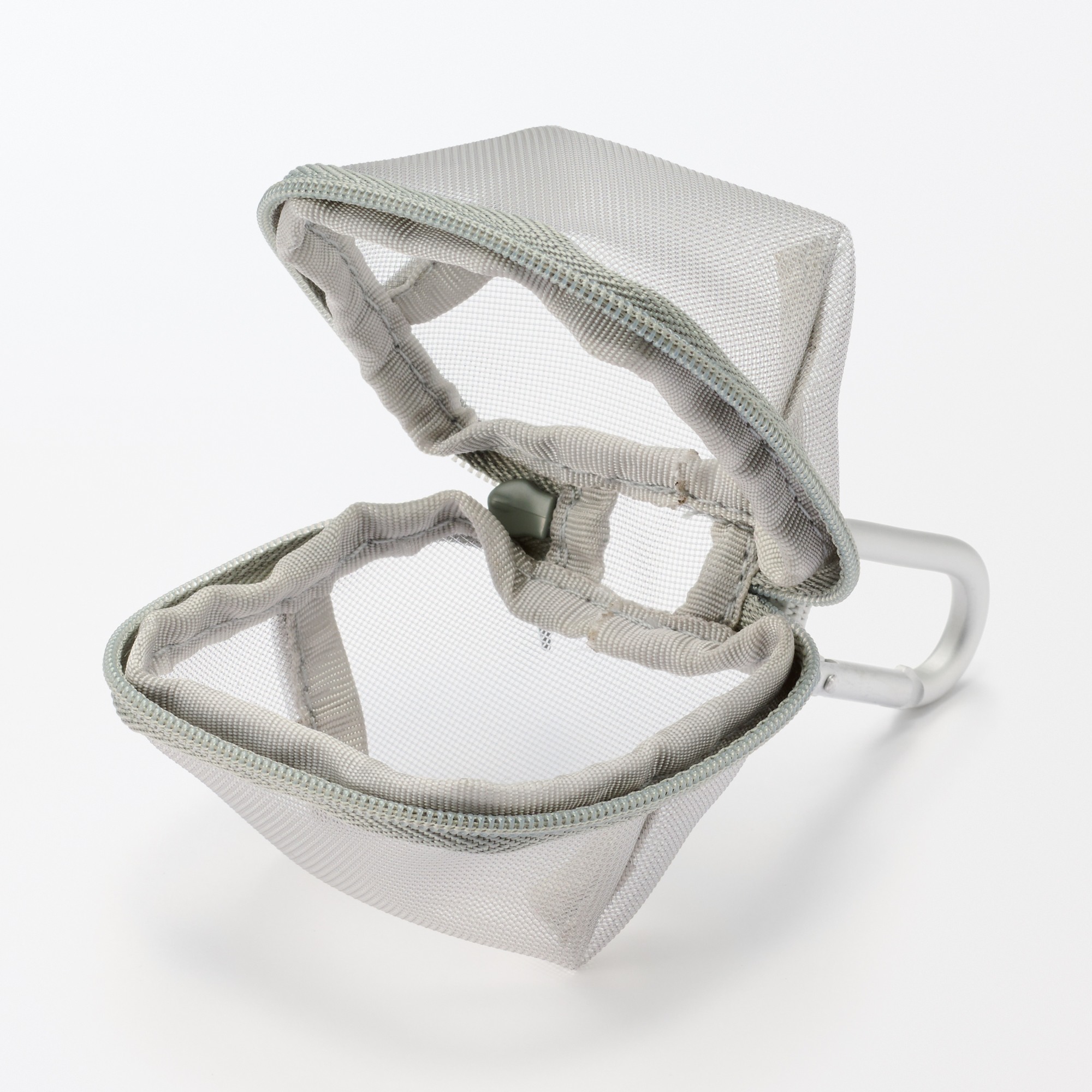 Nylon mesh Compact pouch