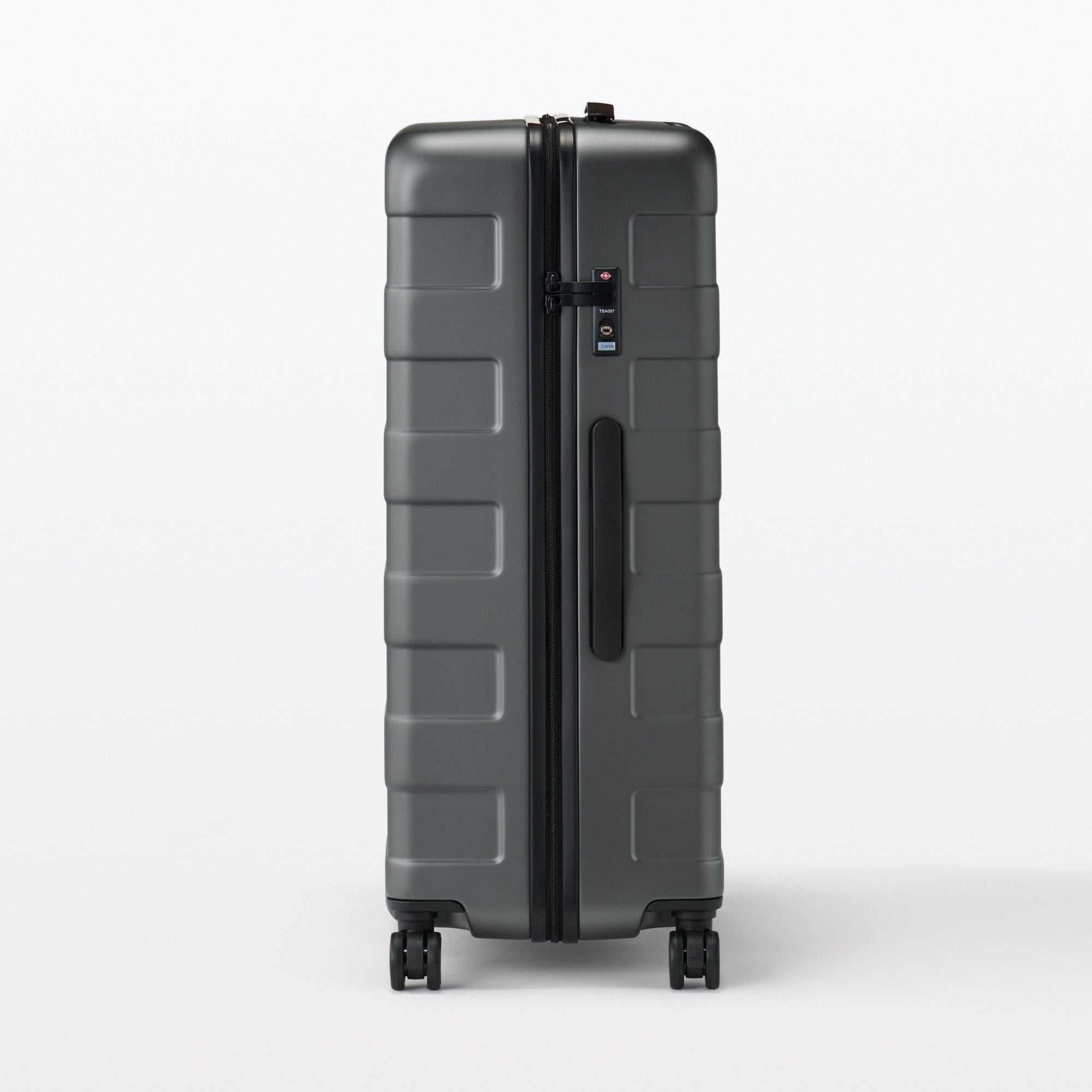 Freely adjustable handle hard shell suitcase (105L)