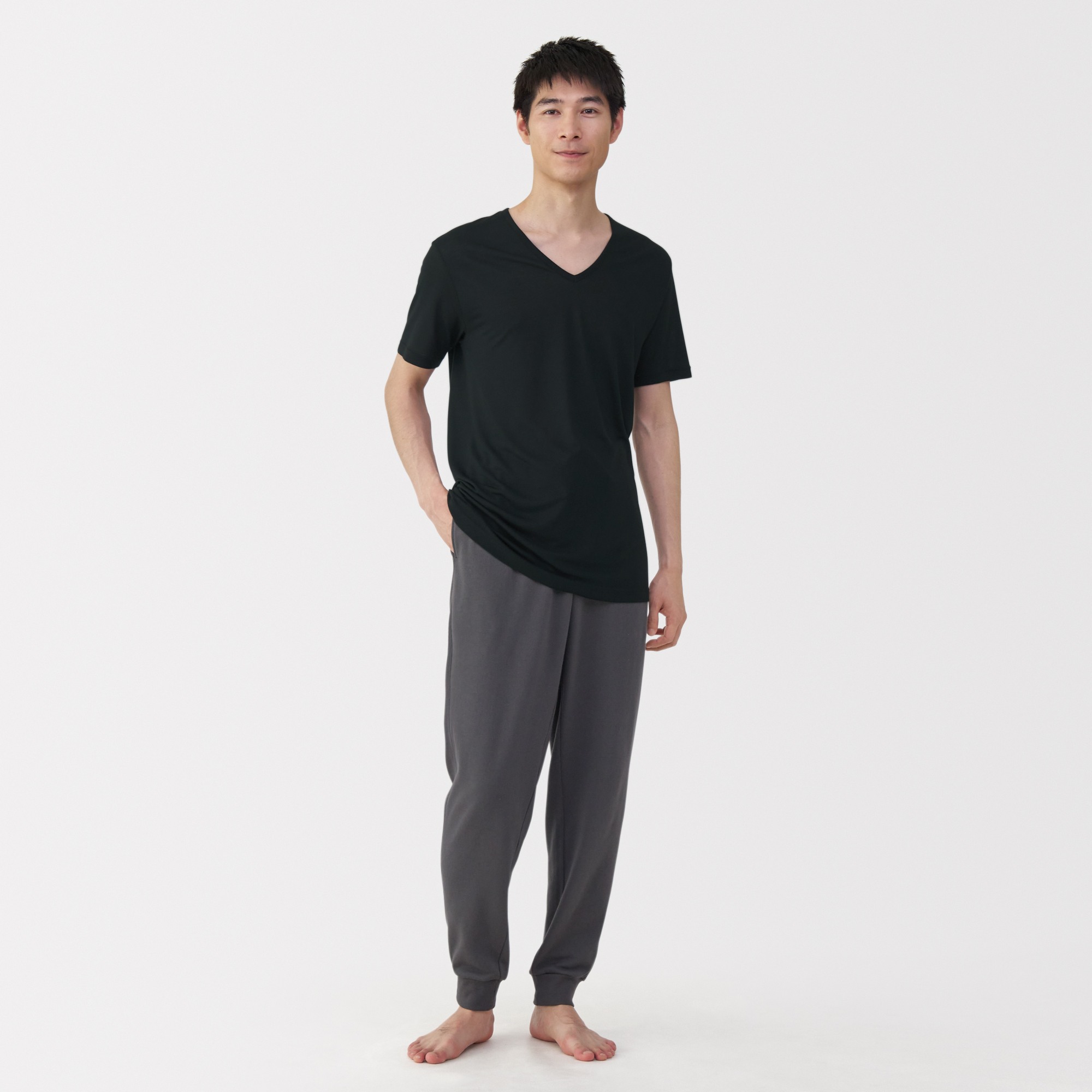 MUJI | M's Side seamless lyocell V neck S/Slv T-shirt