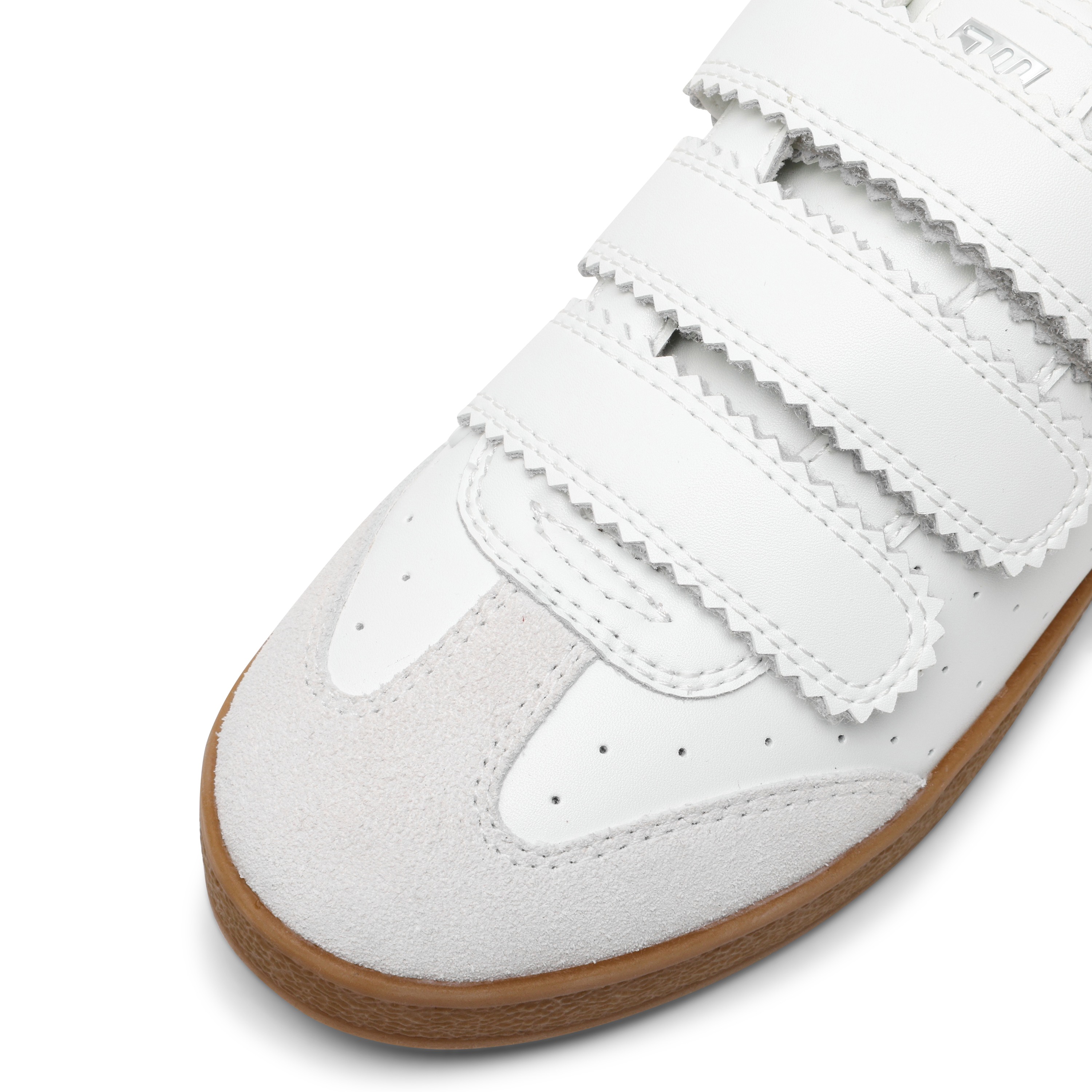 Daybreak-In White Action Leather Sneakers