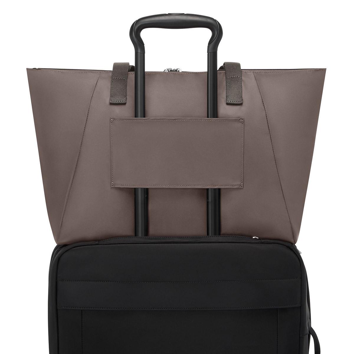 Voyageur Just In Case® Medium Tote