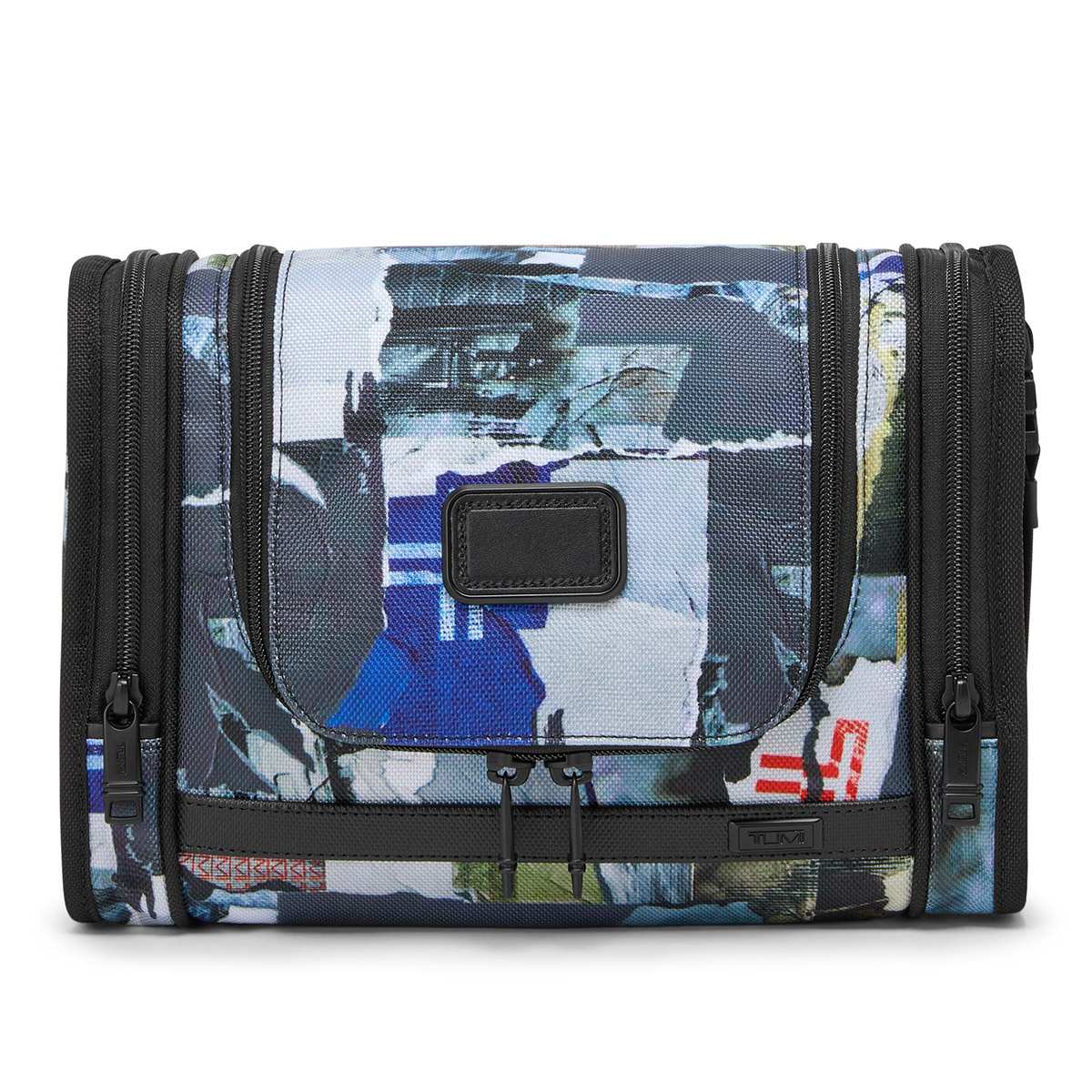 Tumi | Alpha Hanging Travel Kit