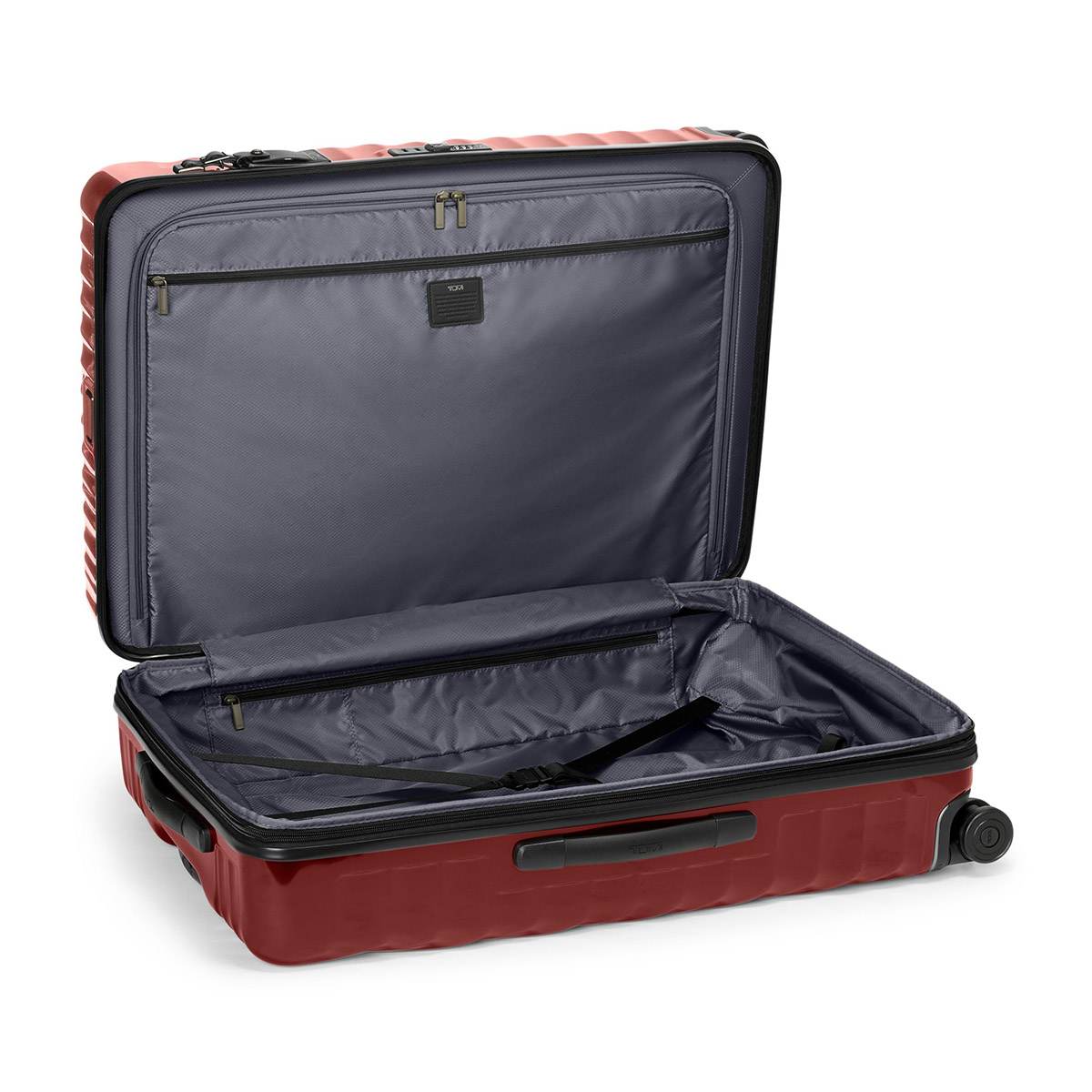 19 Degree Extended Trip Expandable 4 Wheeled Packing Case