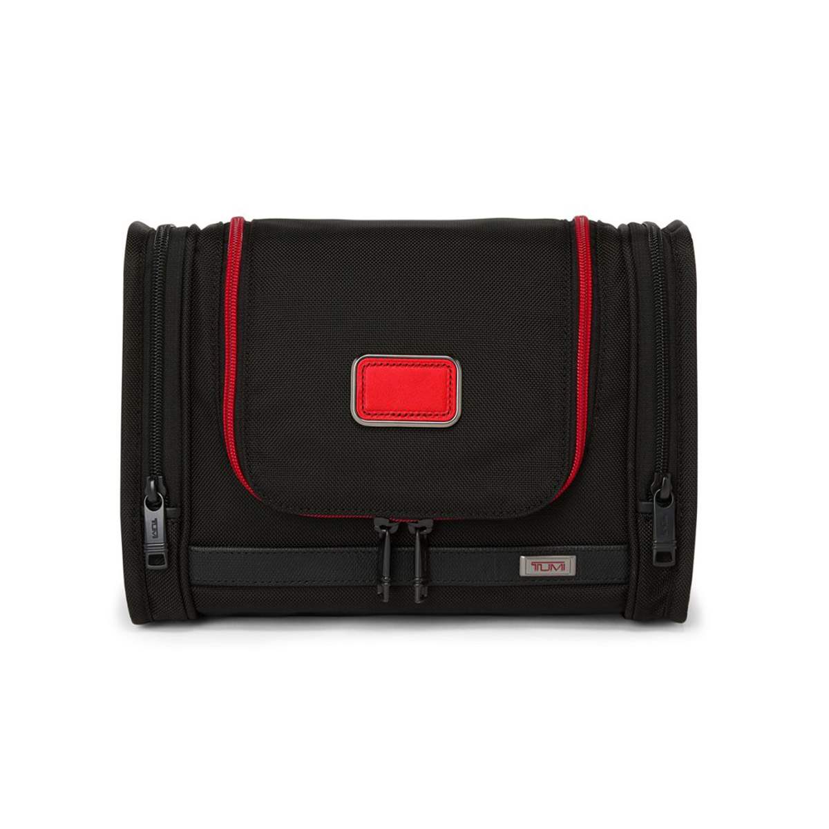 Alpha Hanging Travel Kit