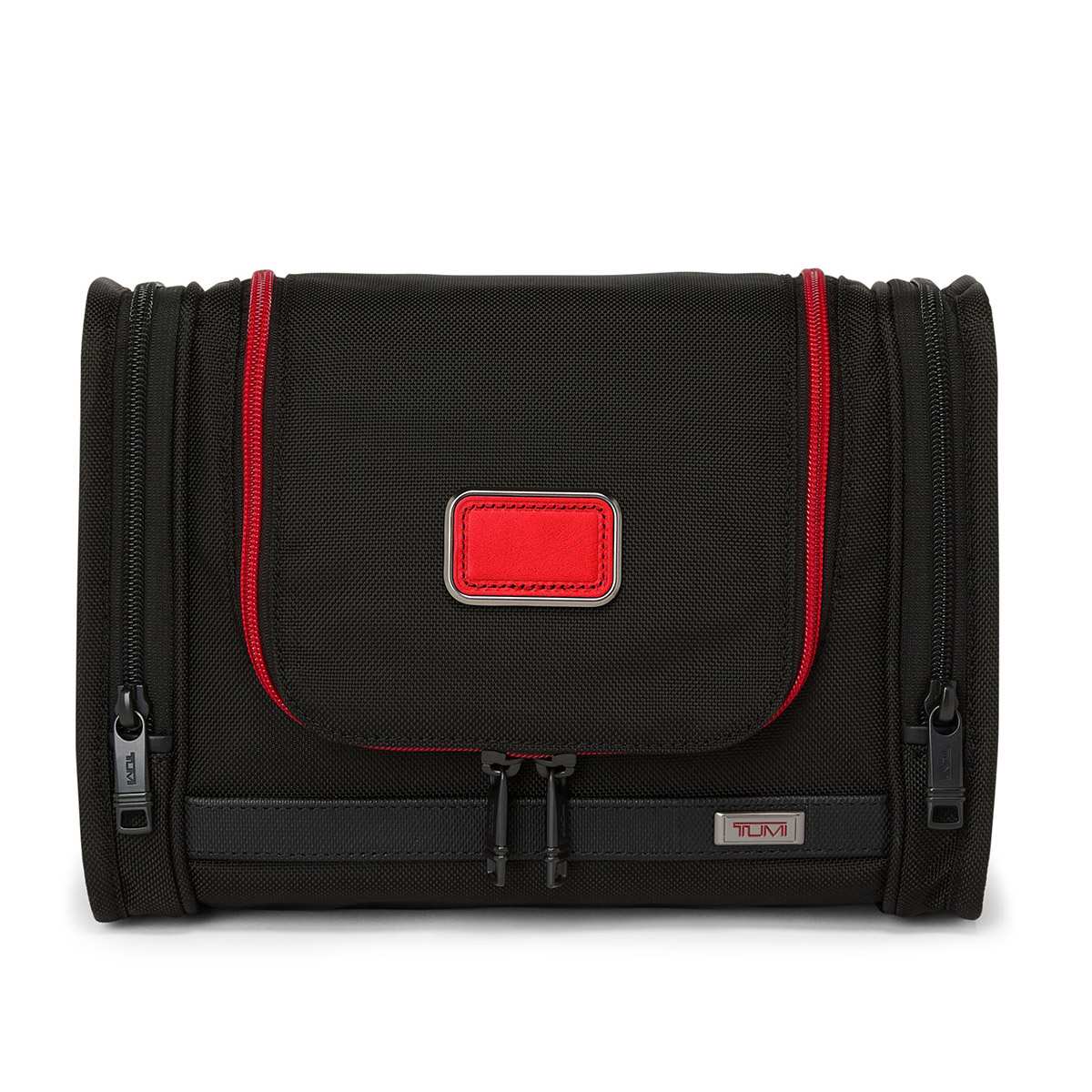 Tumi | Alpha Hanging Travel Kit