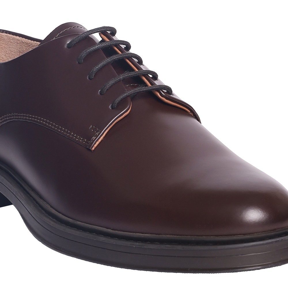 Wilson Burgundy Tie Up