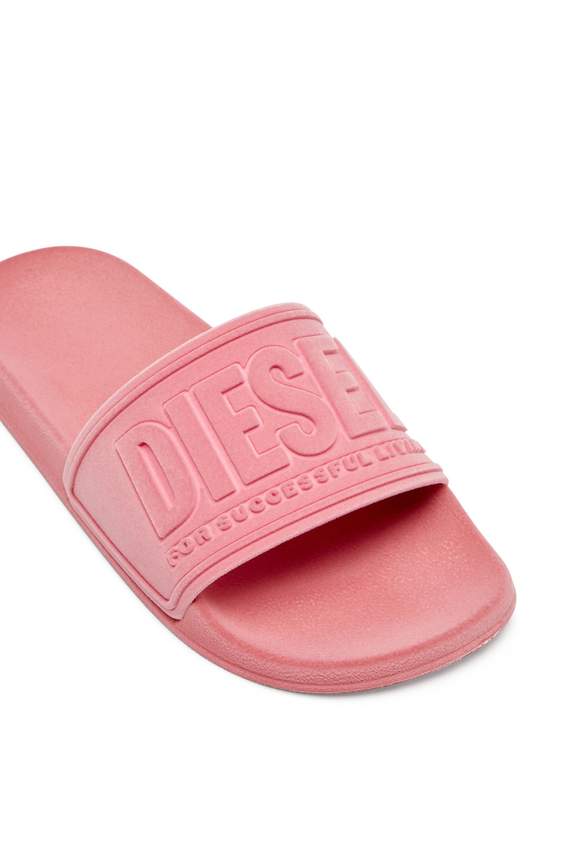 Pink Sa-Mayemi-Pool slides with velvety flocking
