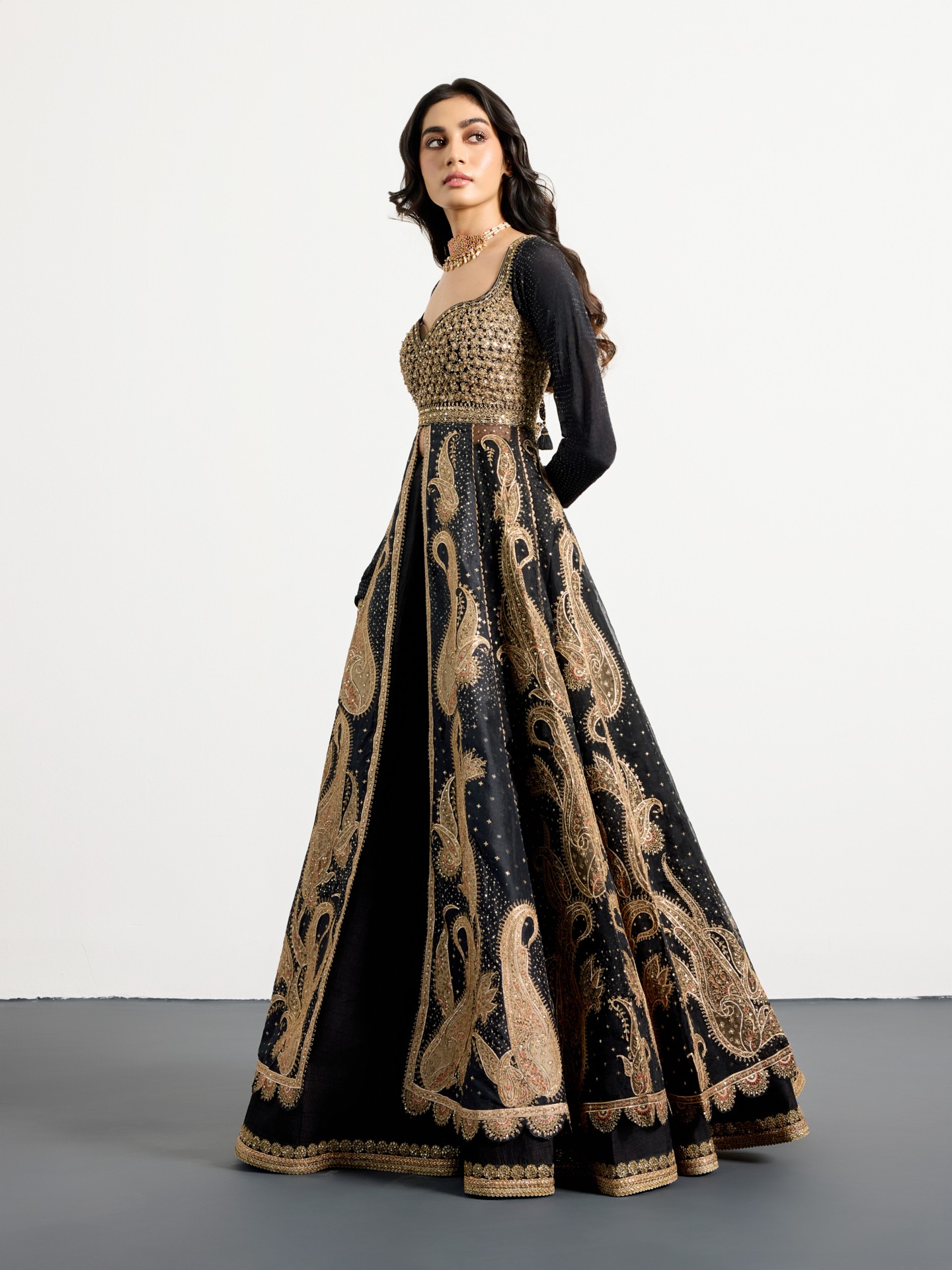 Black Beige Dancing Paisley Suit