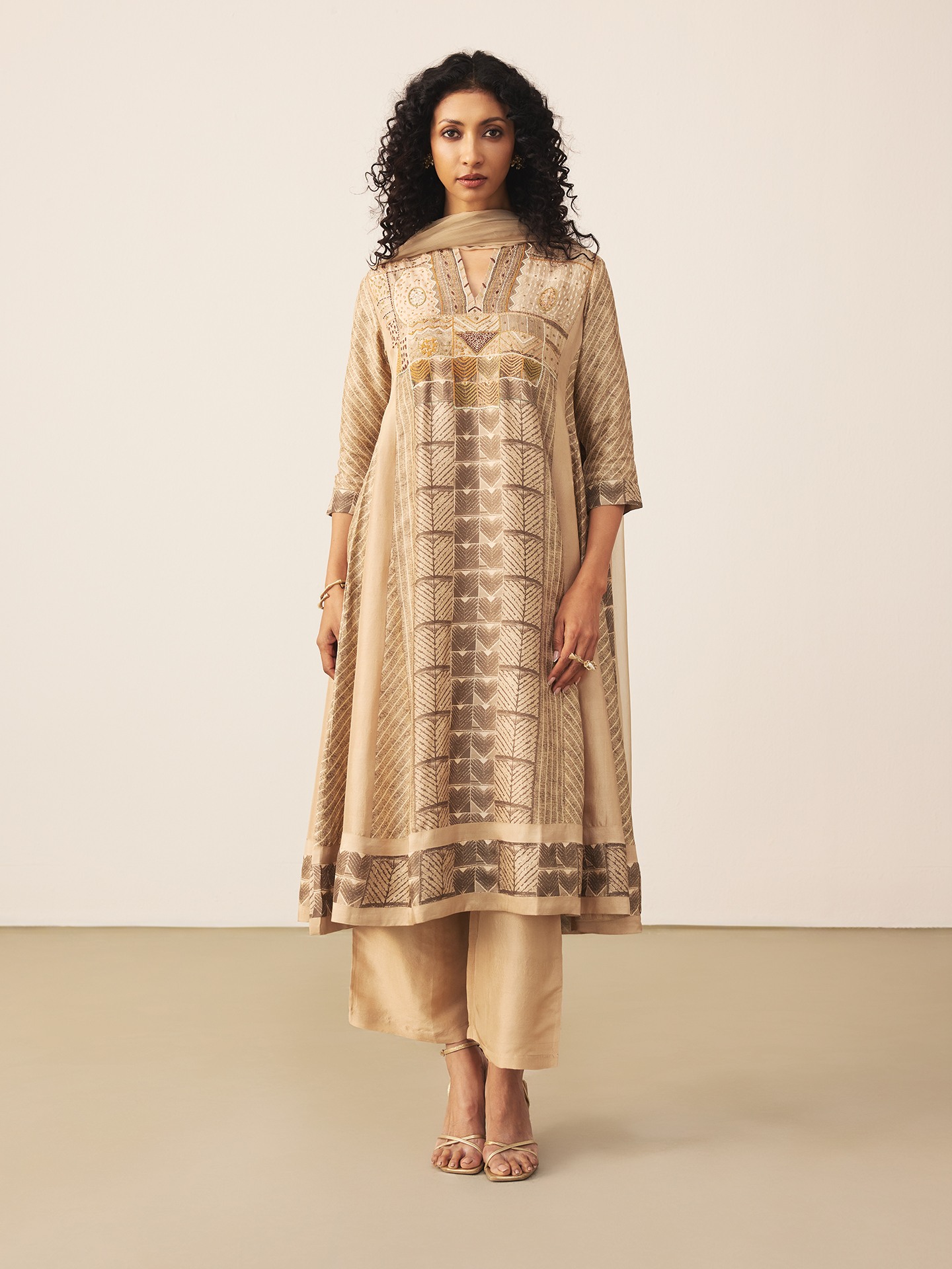Beige & Brown Mashrudhari K Suit Set
