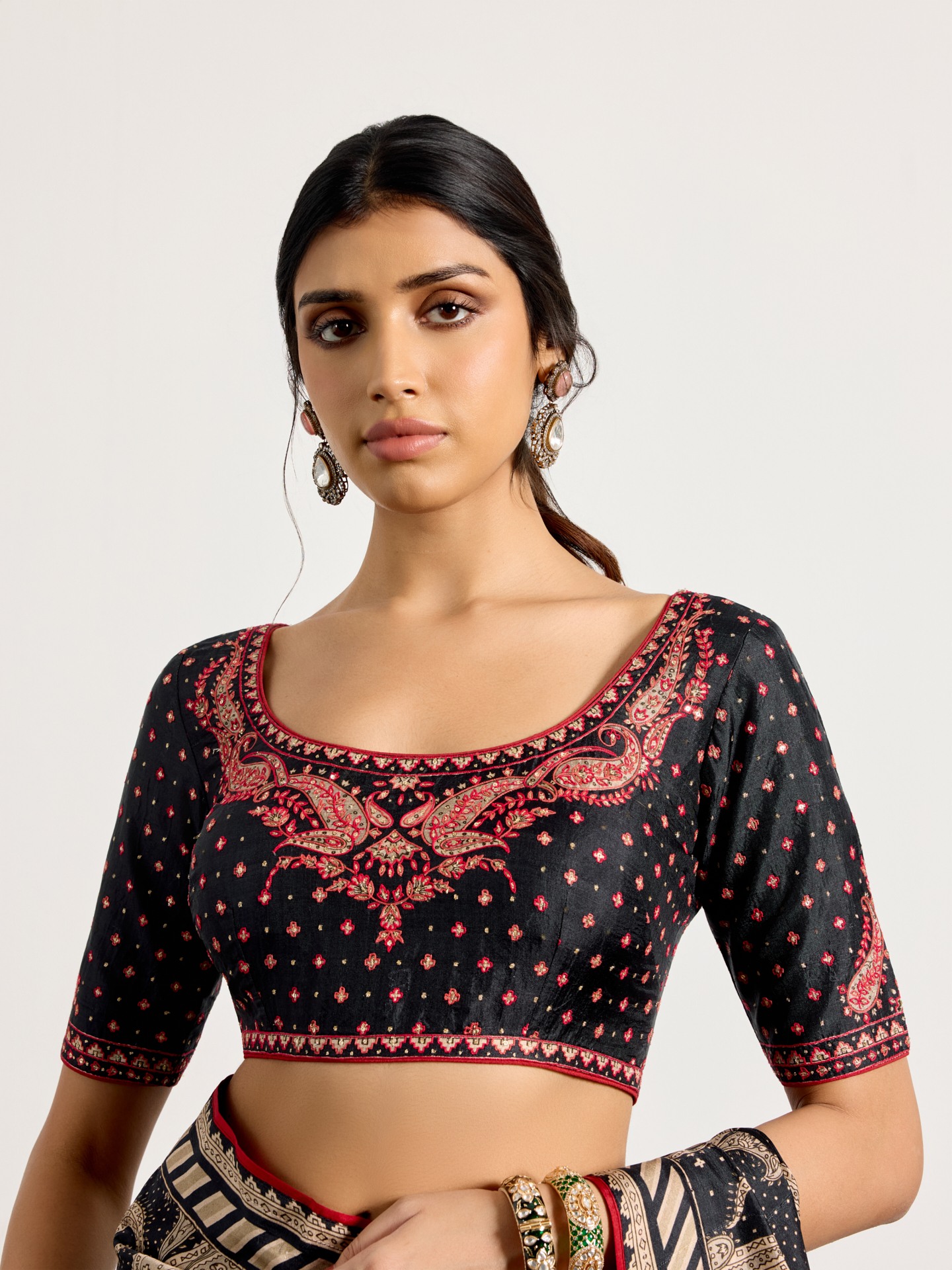 Black Beige Dancing Paisley Saree