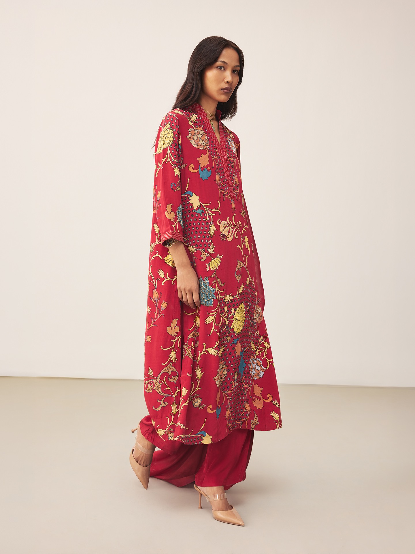Red & Beige Calico K Suit Set