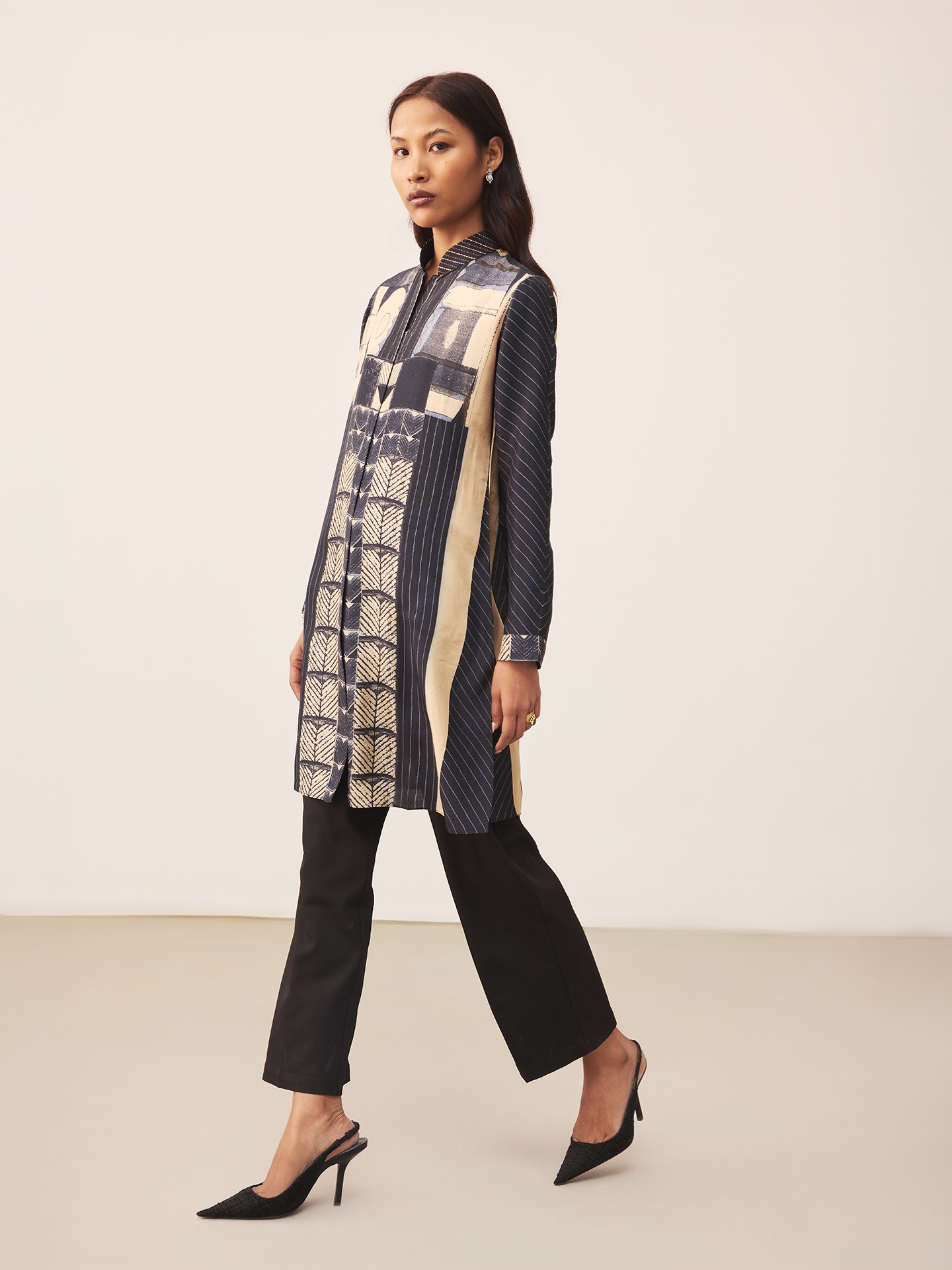 Black & Beige Mashrudhari K Kurti