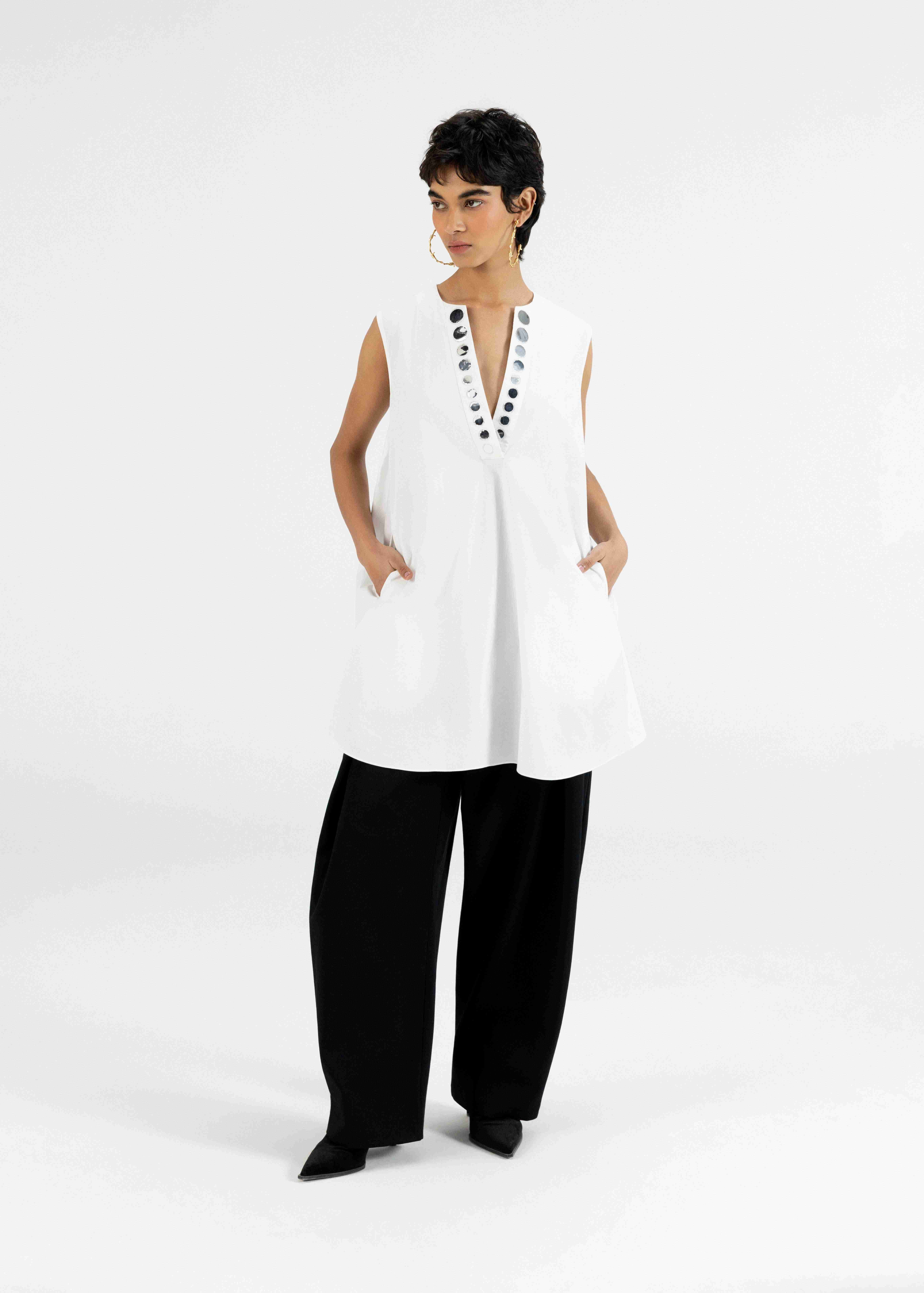 White sleeveless Tunic